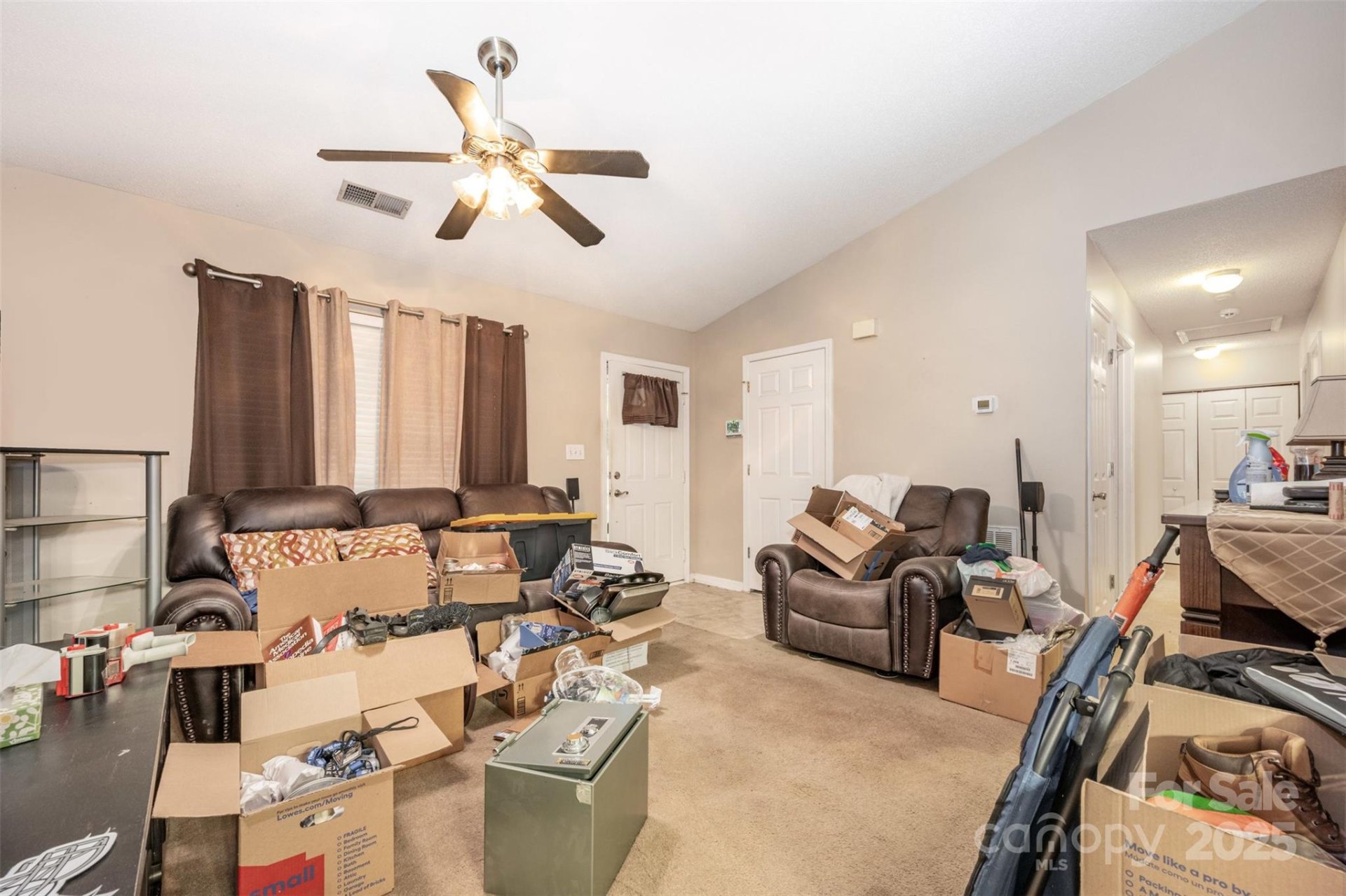 Property image 3 at 6220 Easter Lane, Charlotte, NC 28208