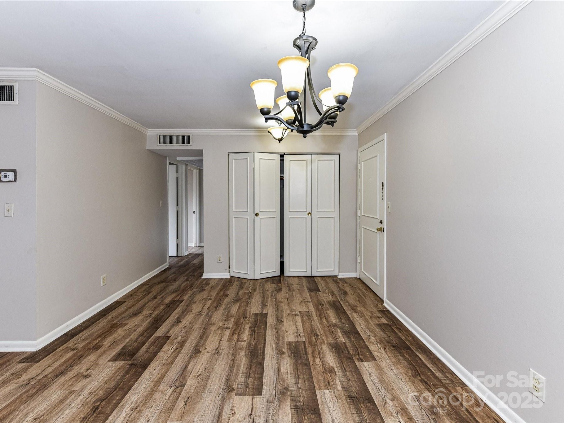 Property image 5 at 1323 Queens Road, Charlotte, NC 28207