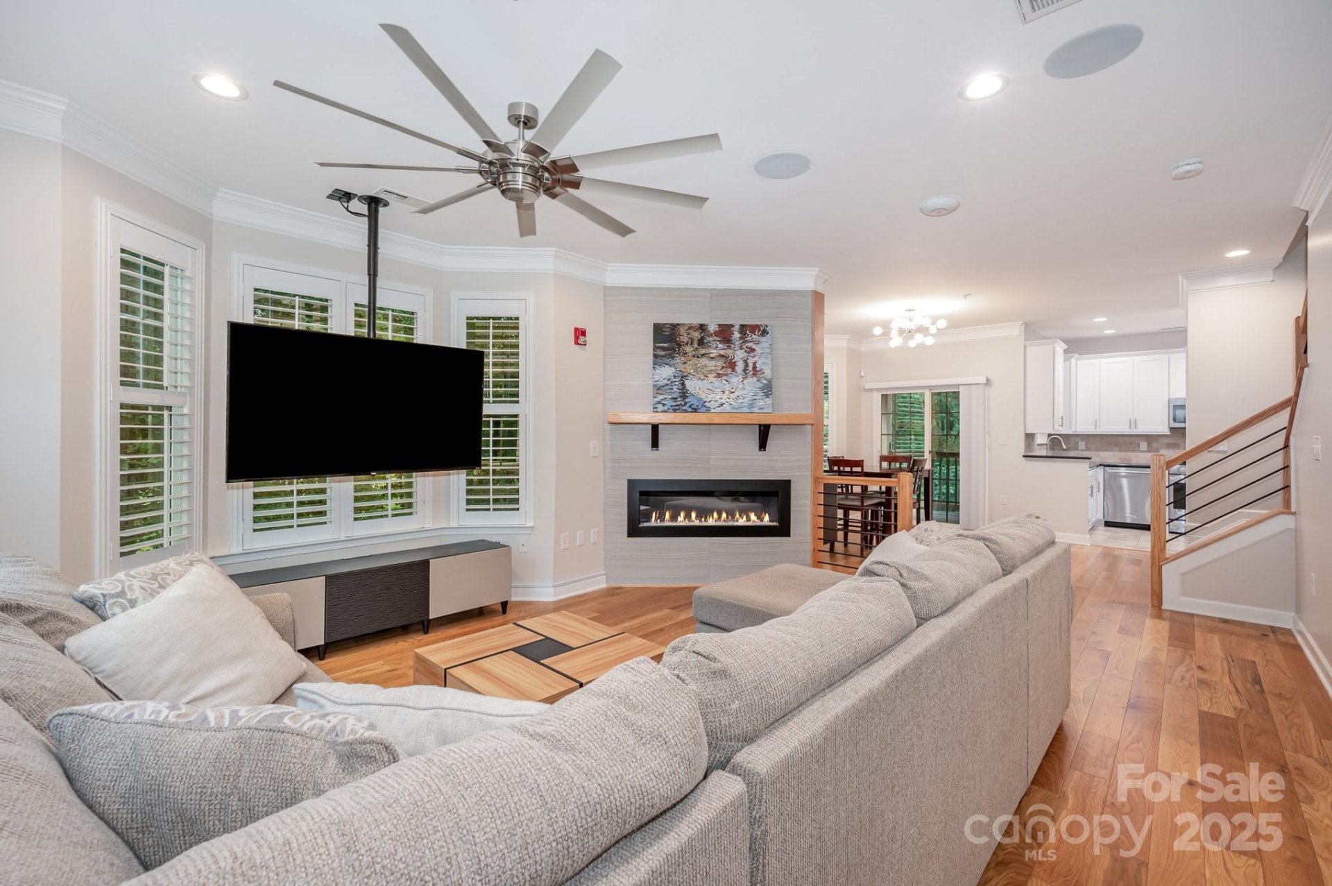 Signature Ridge, Charlotte Community