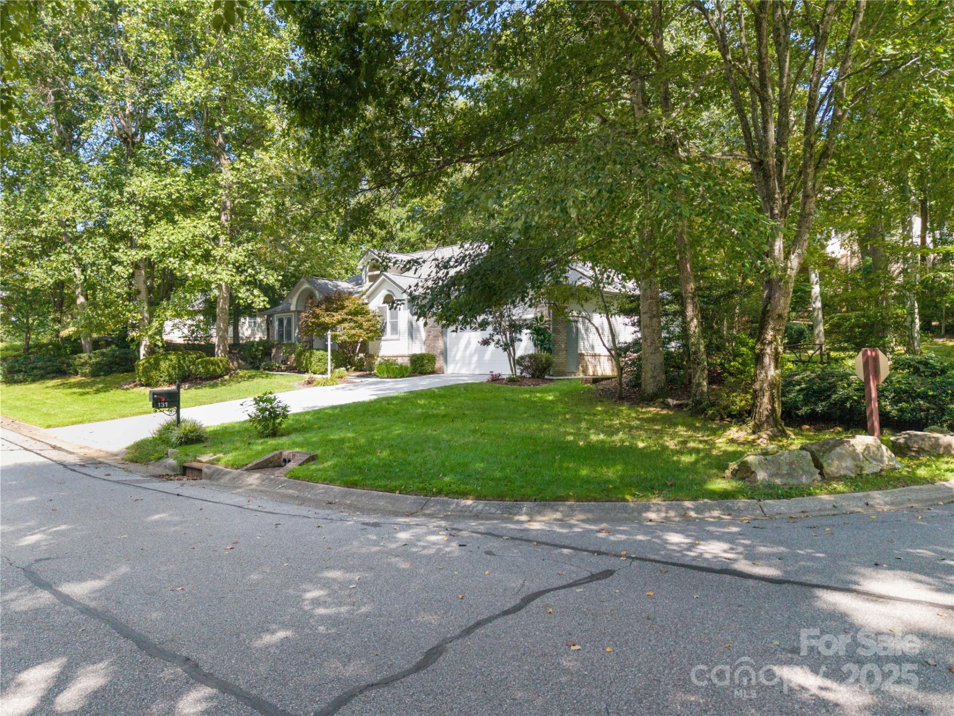 Property image 3 at 131 Jenny Lind Drive, Hendersonville, NC 28791