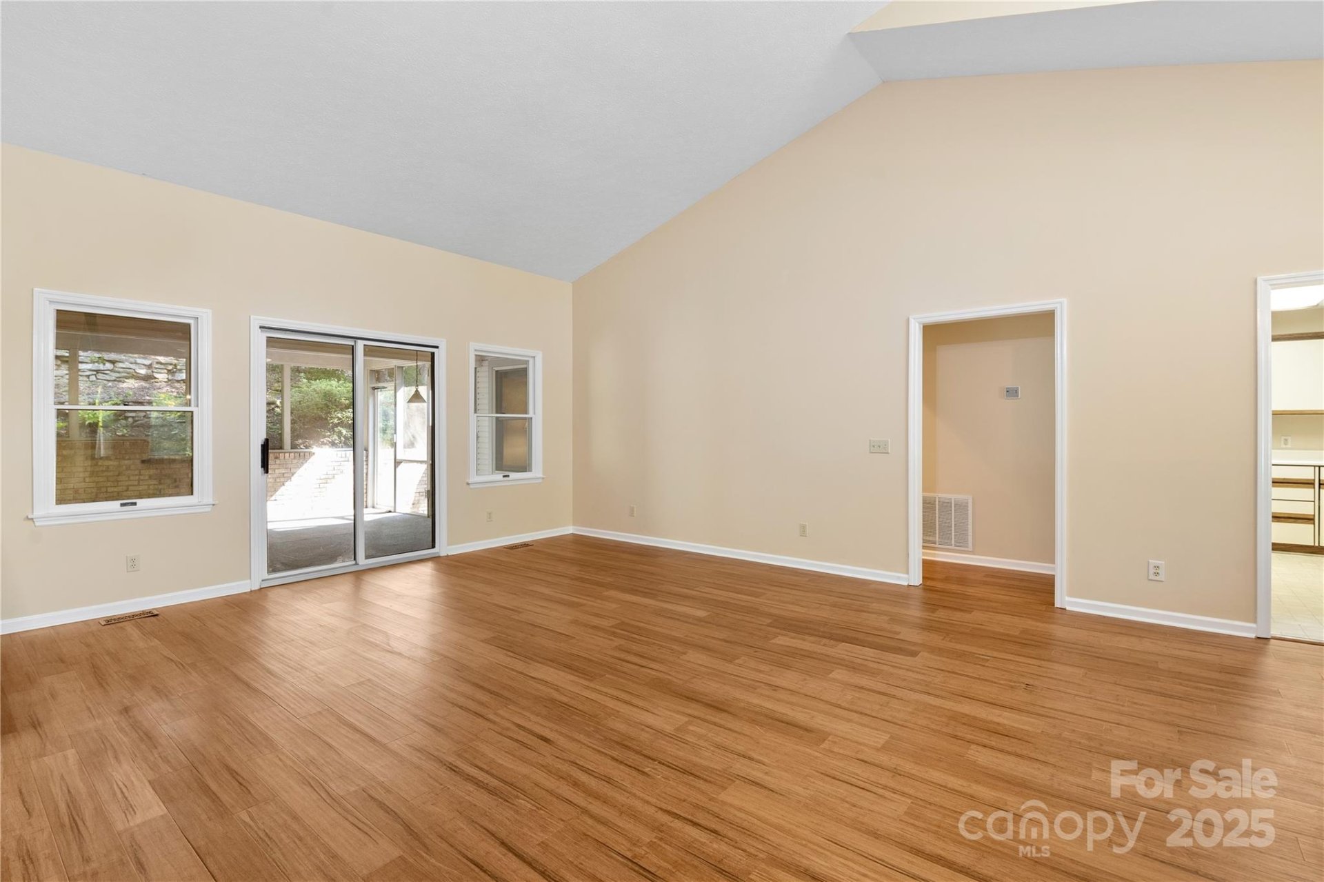 Property image 4 at 131 Jenny Lind Drive, Hendersonville, NC 28791