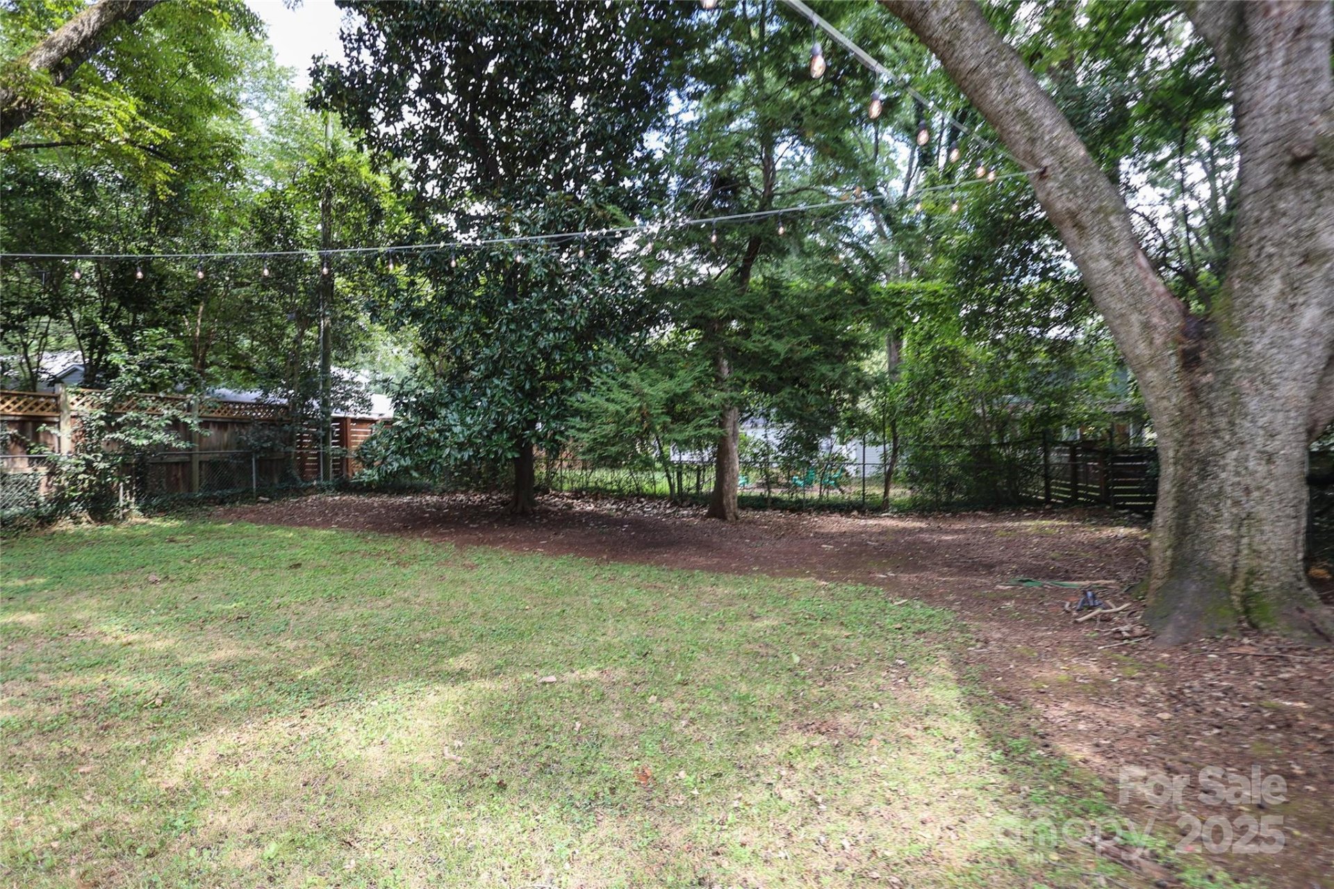 Property image 1 at 1422 Morningside Drive, Charlotte, NC 28205