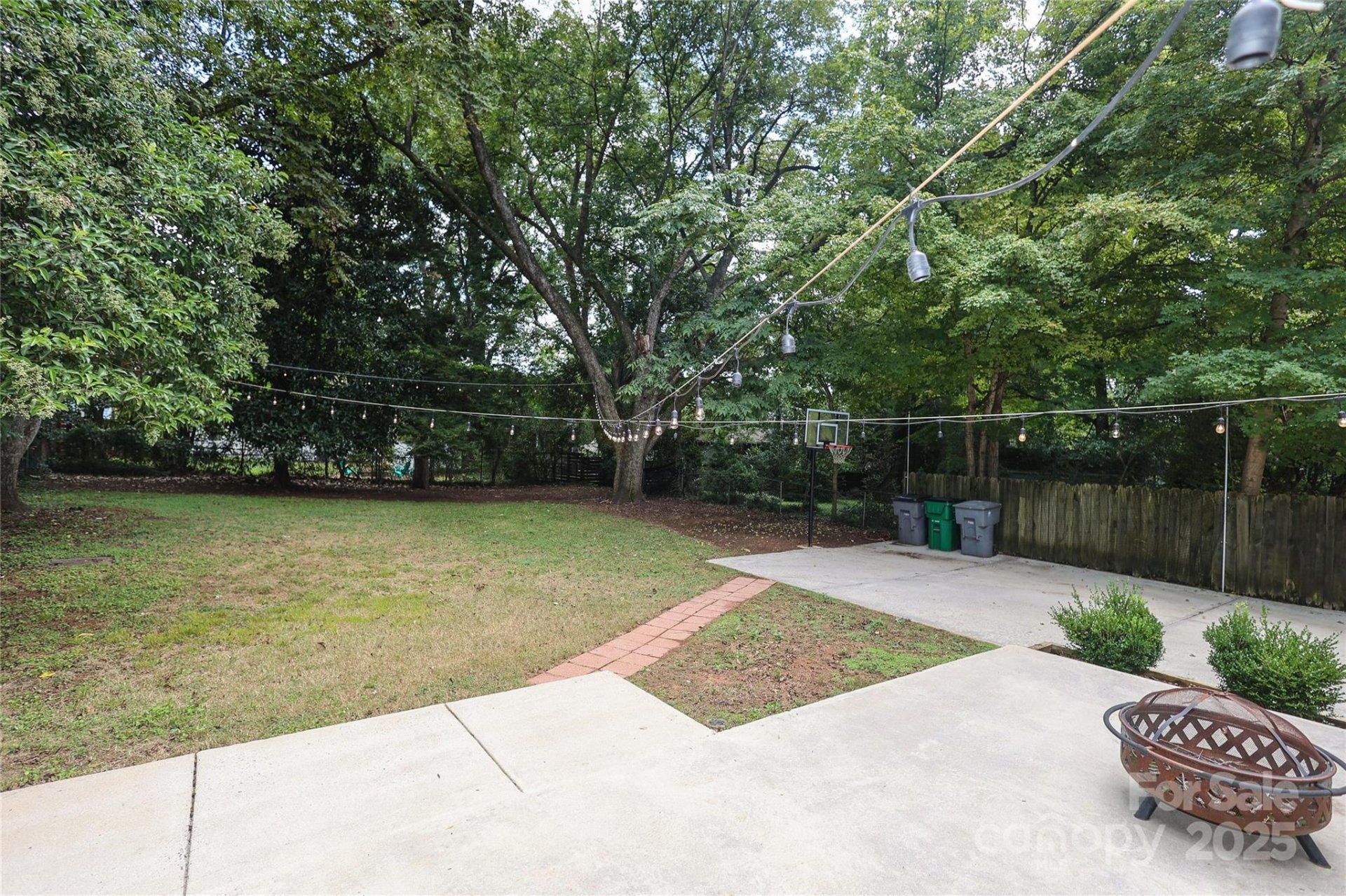 Property image 2 at 1422 Morningside Drive, Charlotte, NC 28205