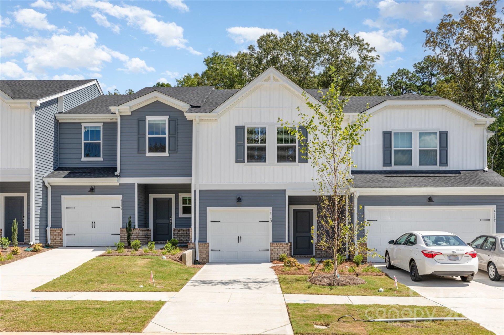 Property image 2 at 4143 Summit Woods Drive, Charlotte, NC 28216
