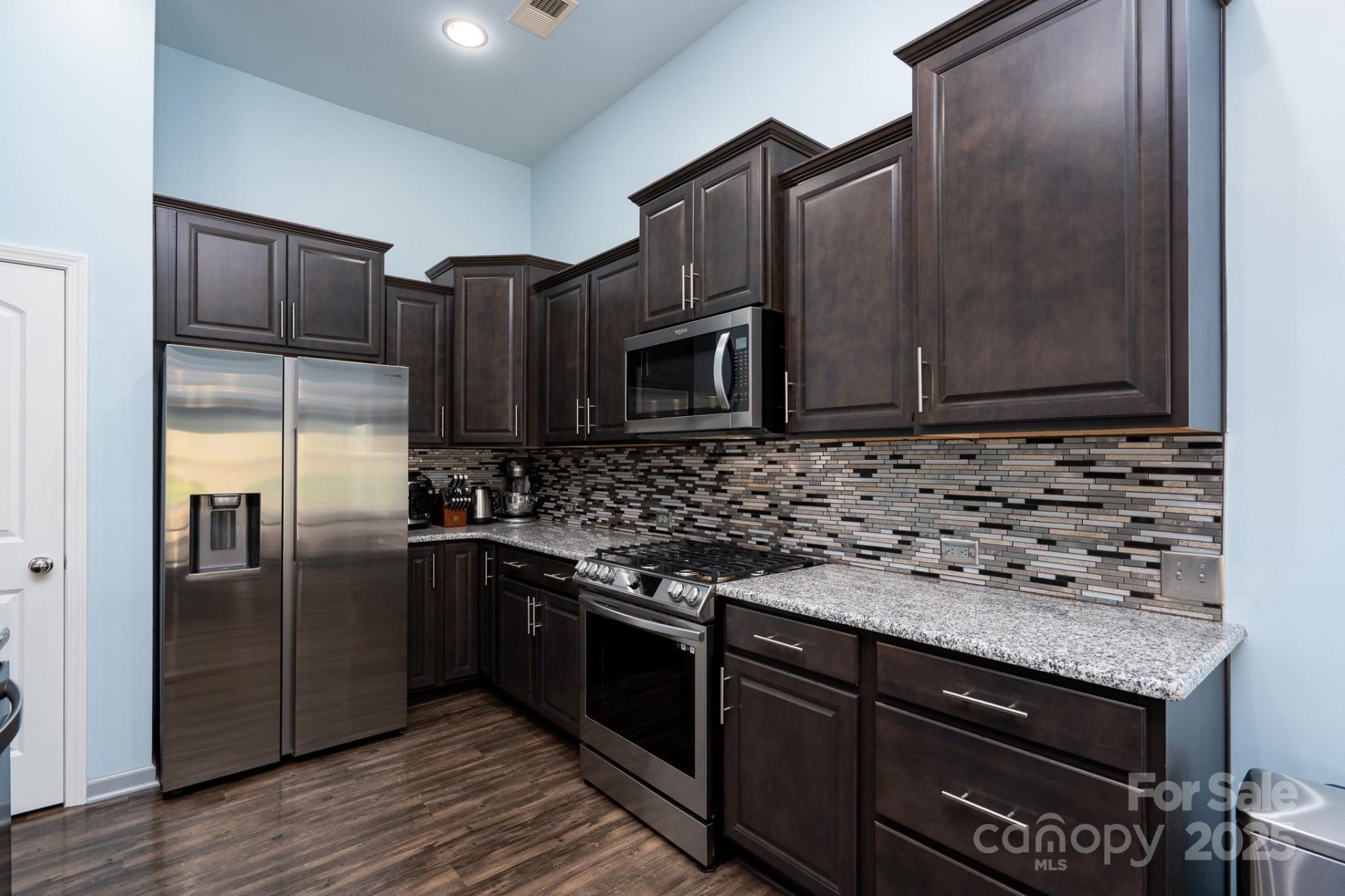 202 Paradise Hills Circle