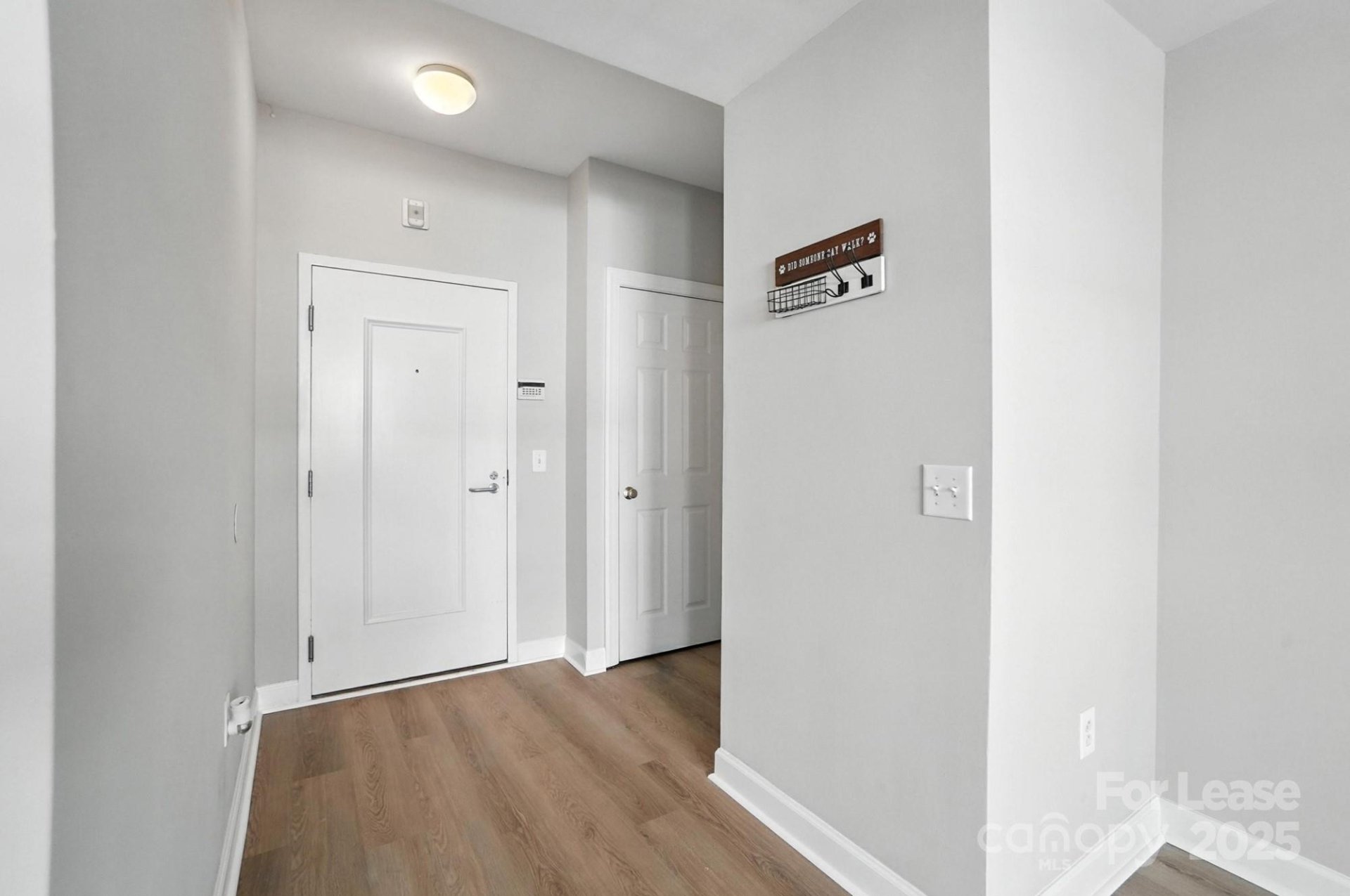 Property image 2 at 718 W Trade Street, Charlotte, NC 28202