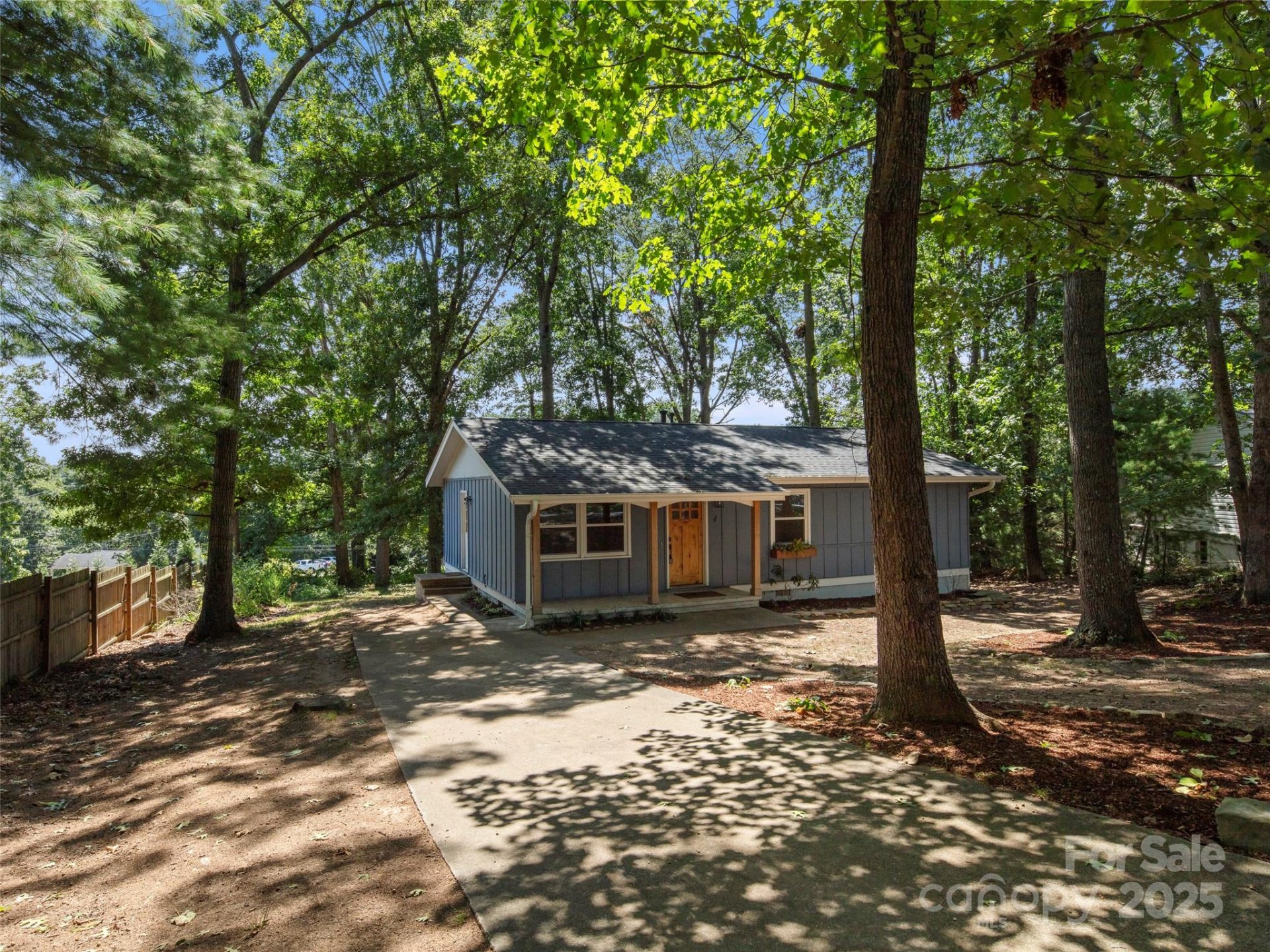 Property image 3 at 4 Merlin Way, Asheville, NC 28806