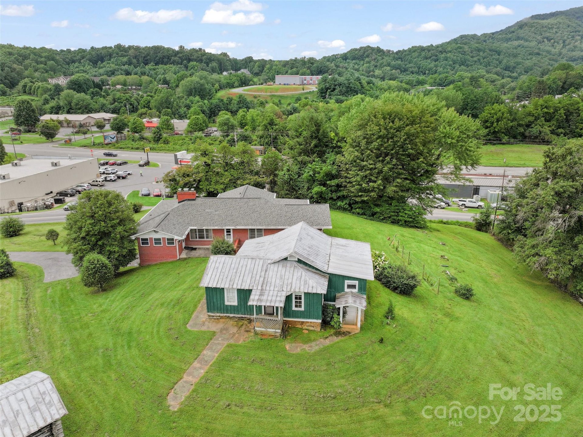 Property image 2 at 5 Noland Downs Road, Waynesville, NC 28785