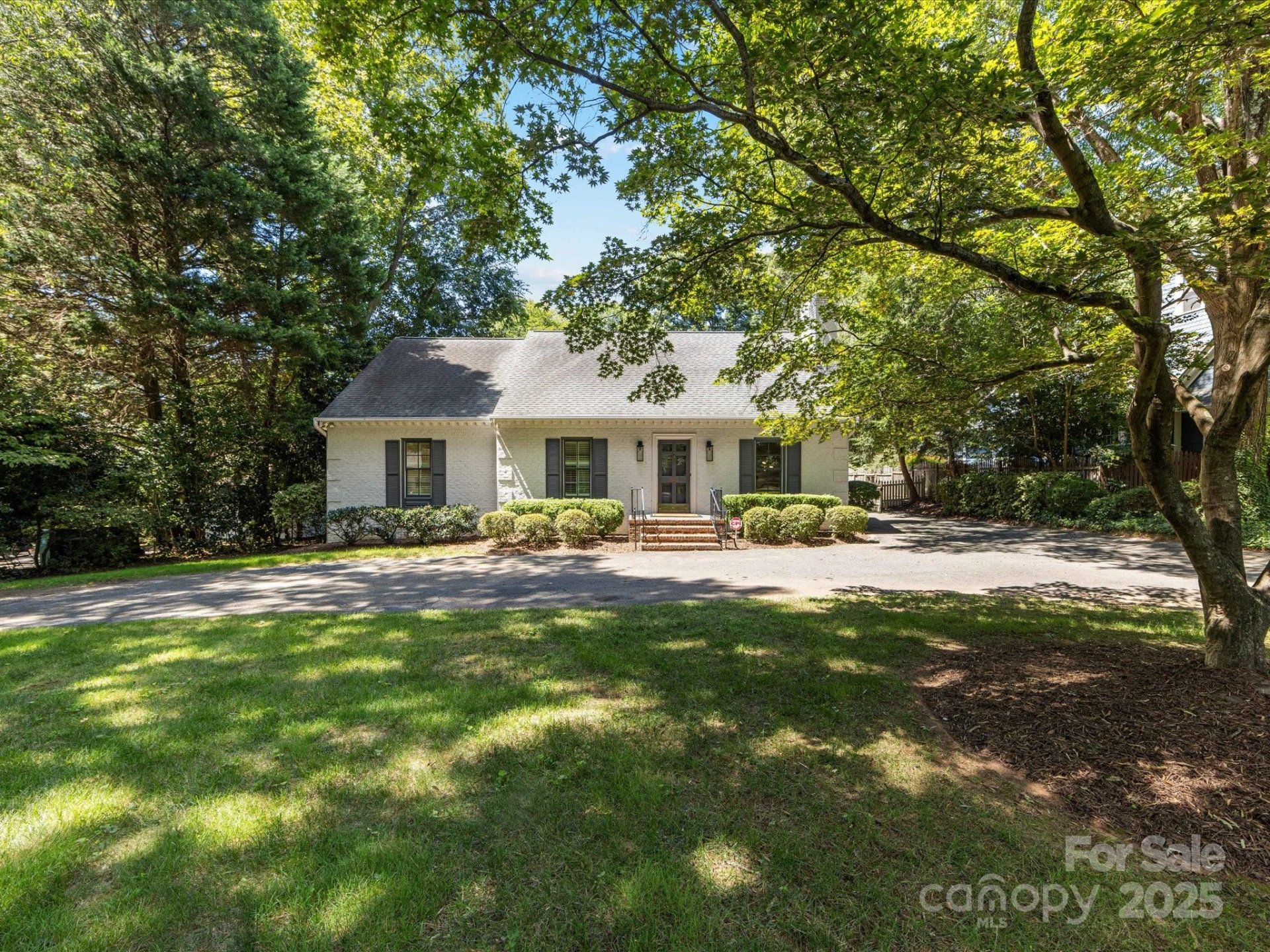 2118 Sharon Road