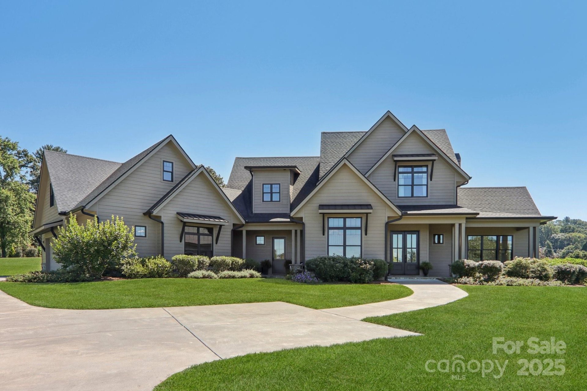 98 Drummond Circle