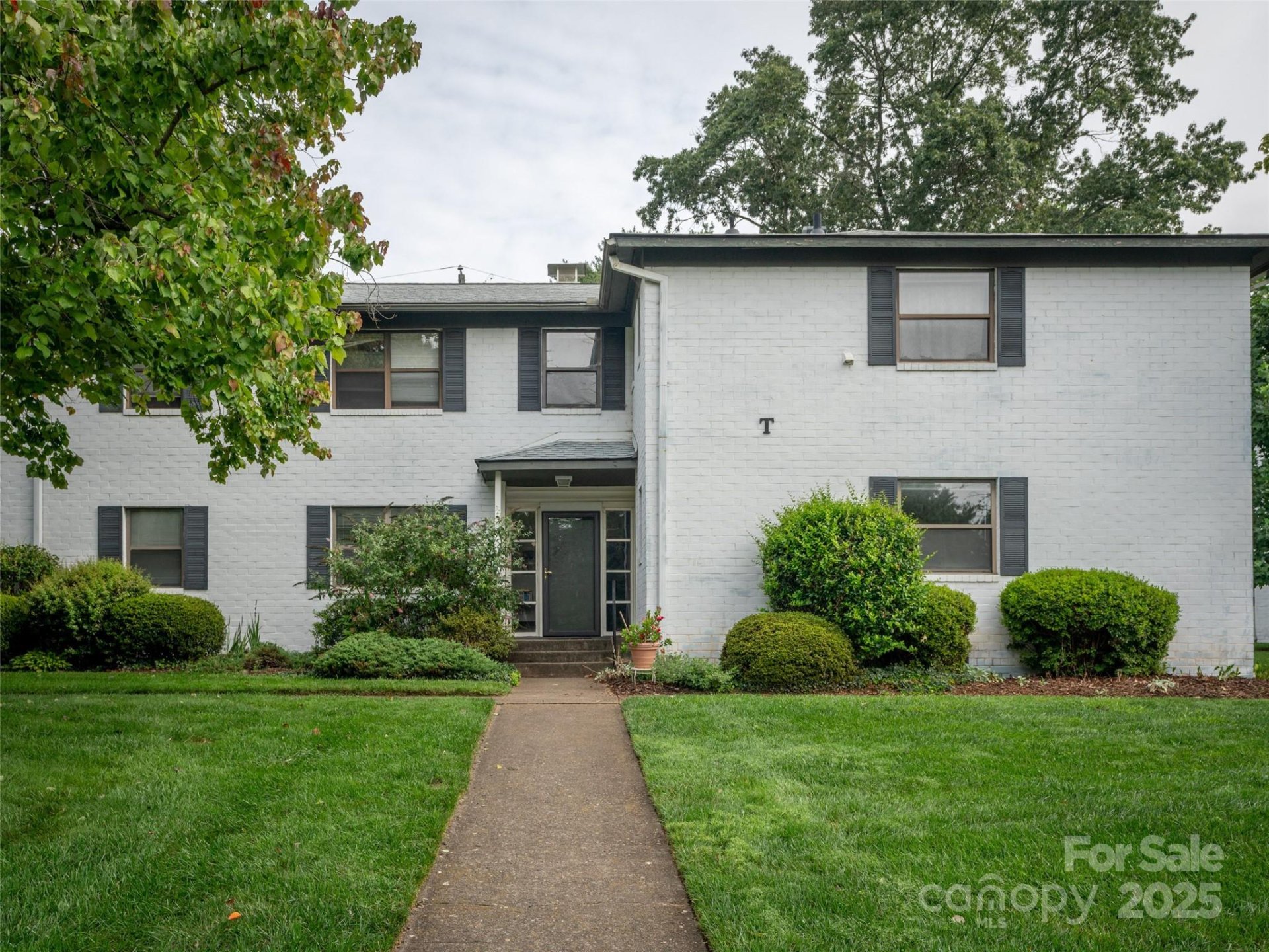 Beverly Condominiums, Asheville Community