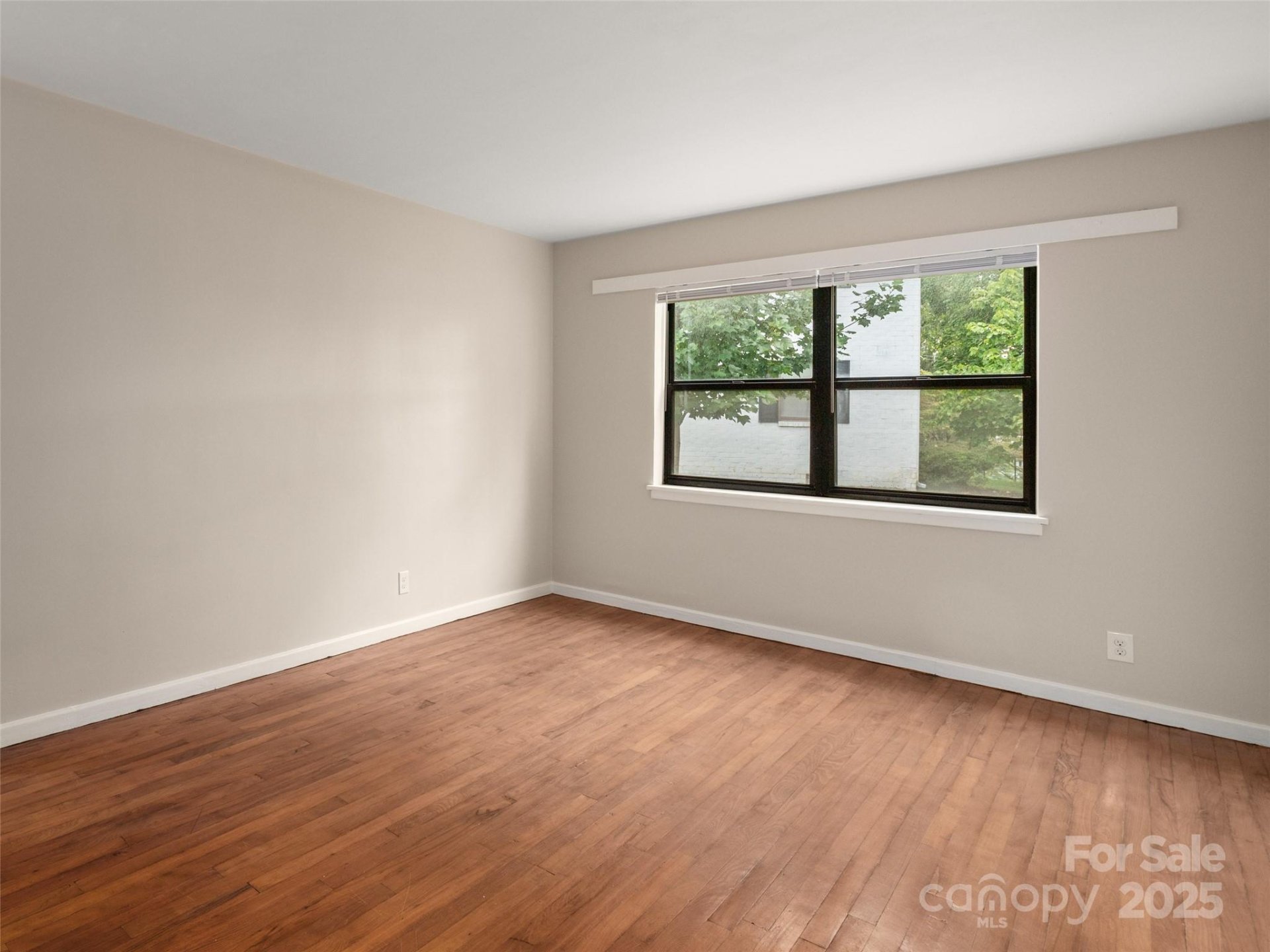 Property image 3 at 615 Biltmore Avenue, Asheville, NC 28803