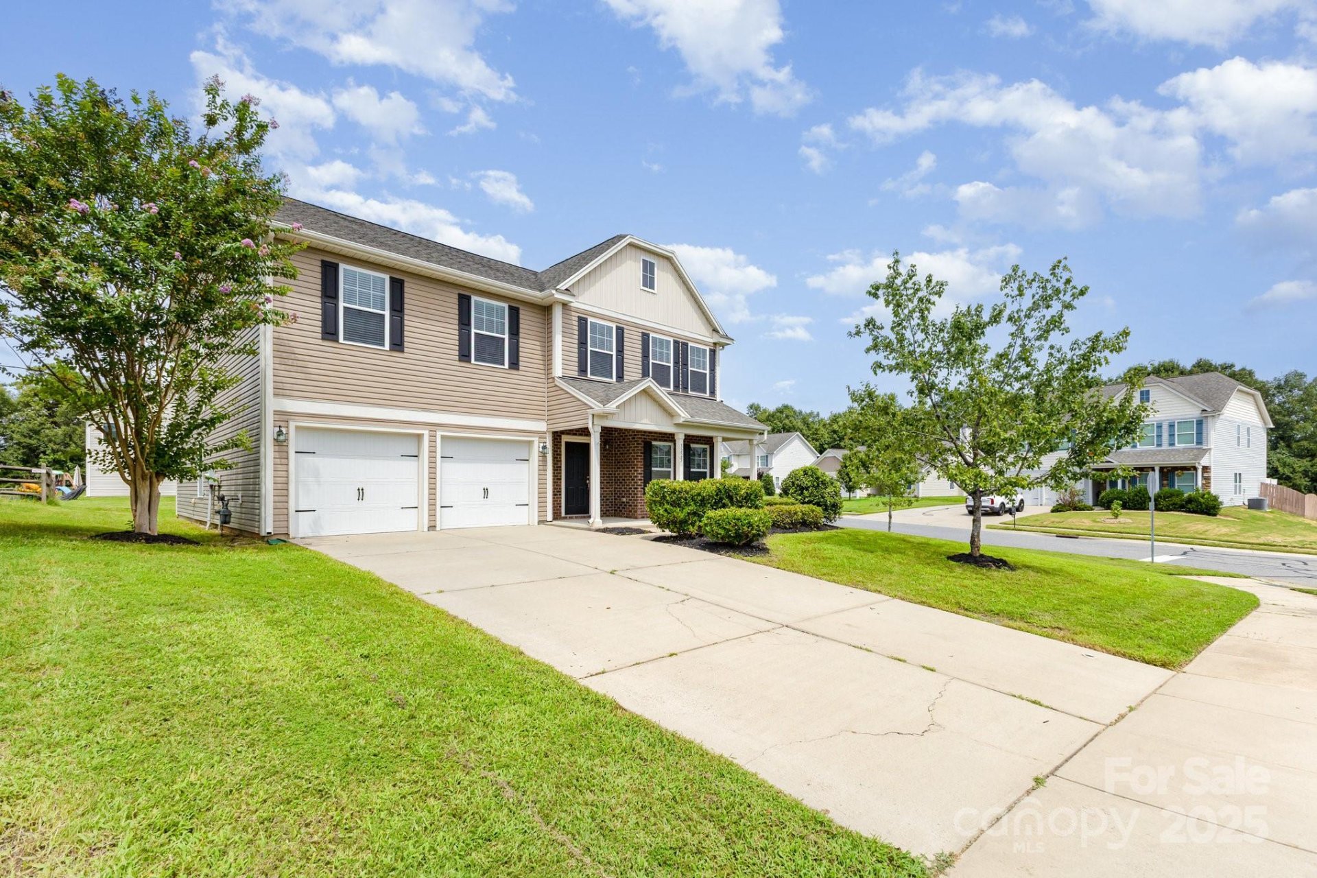 3225 Saddlebrook Drive