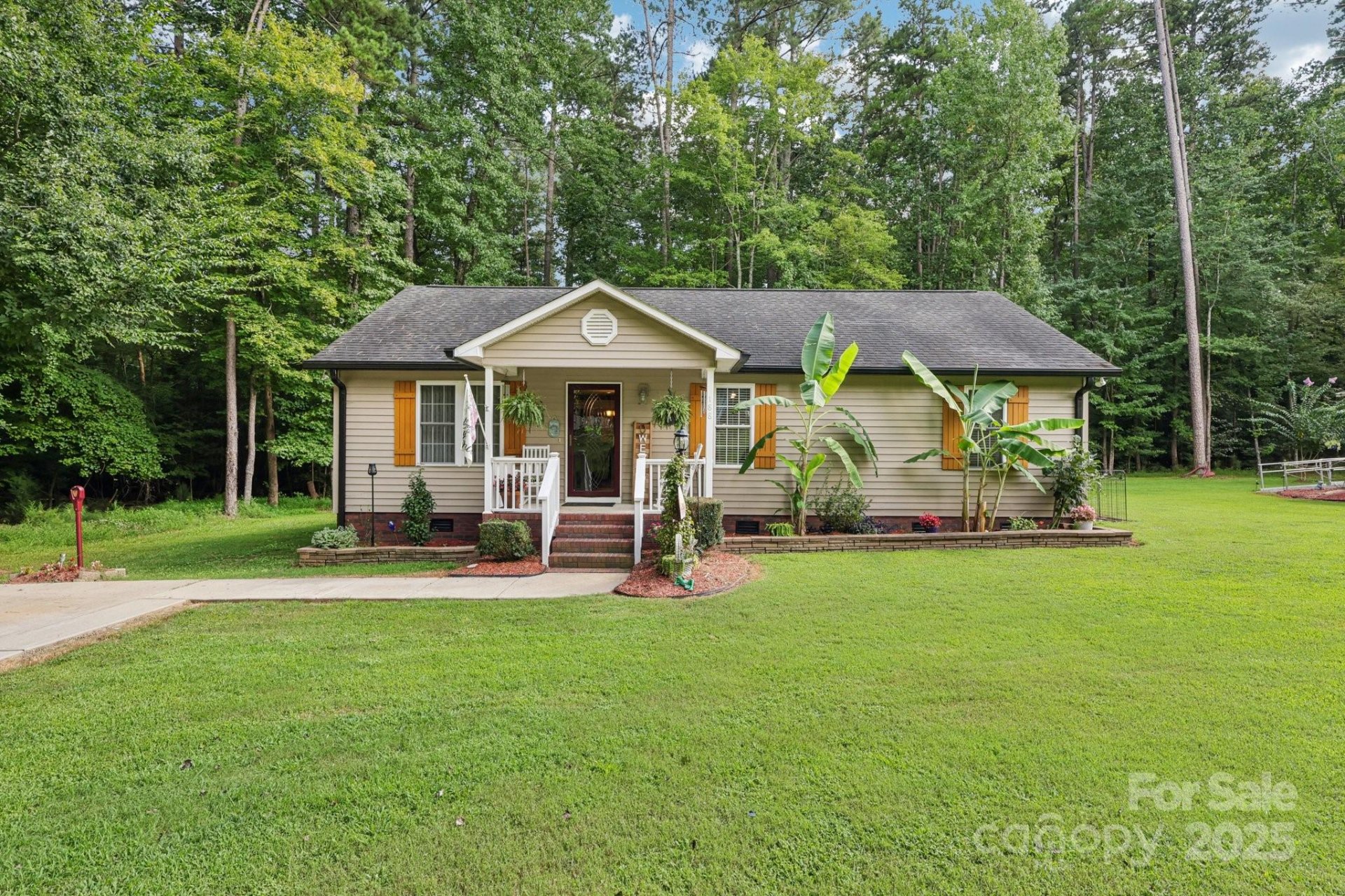 Property image 2 at 188 Delwood Court, Mount Gilead, NC 27306