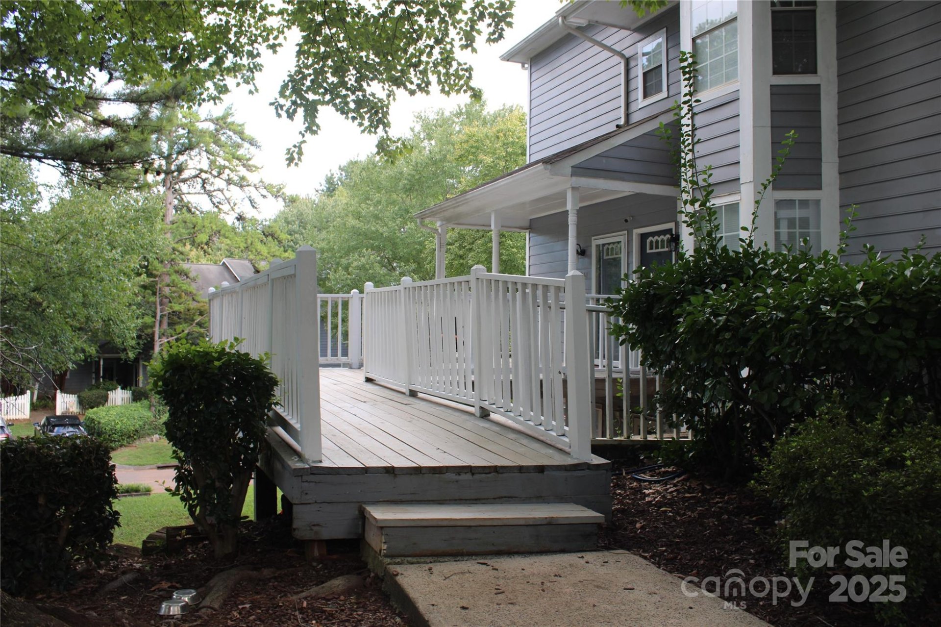 Property image 2 at 6039 Treetop Court, Charlotte, NC 28212