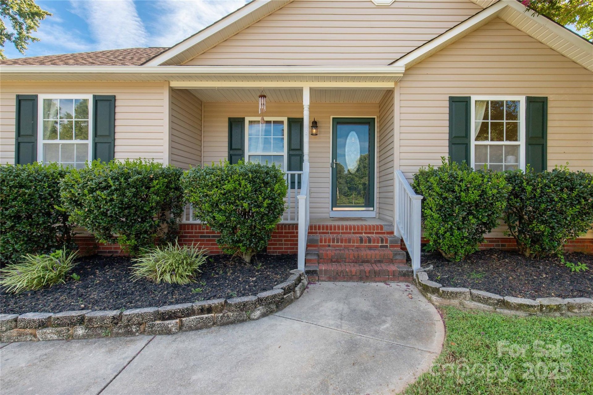 808 Painted Lady Court