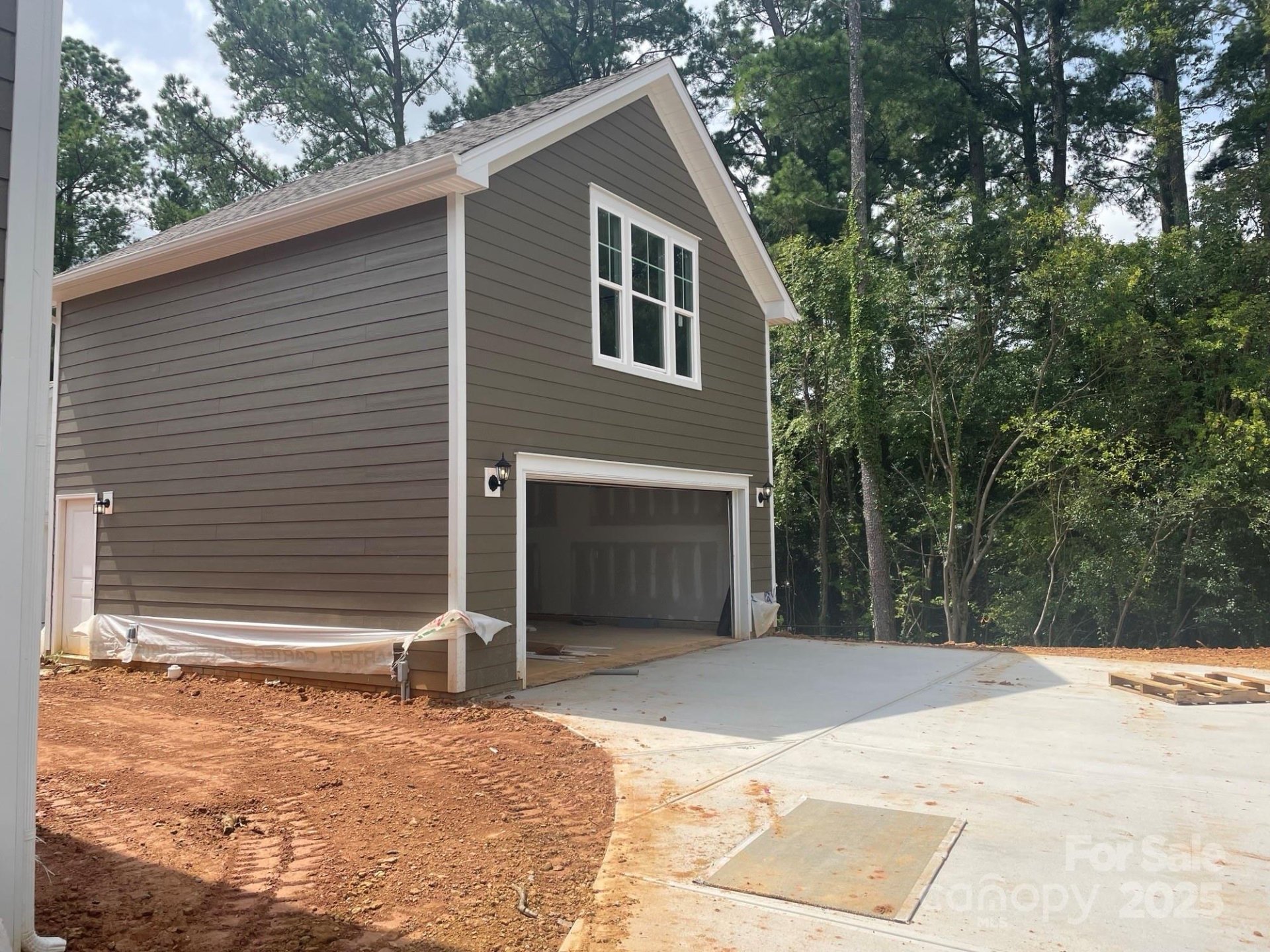 Property image 2 at 4020 Grommet Court, Matthews, NC 28105