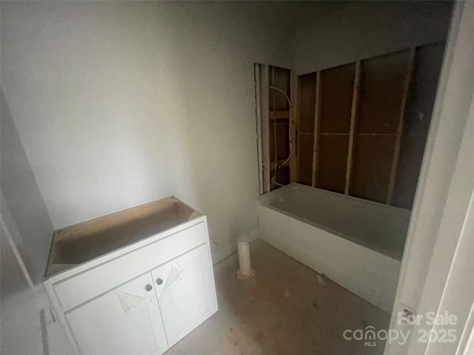 Property image 5 at 4020 Grommet Court, Matthews, NC 28105