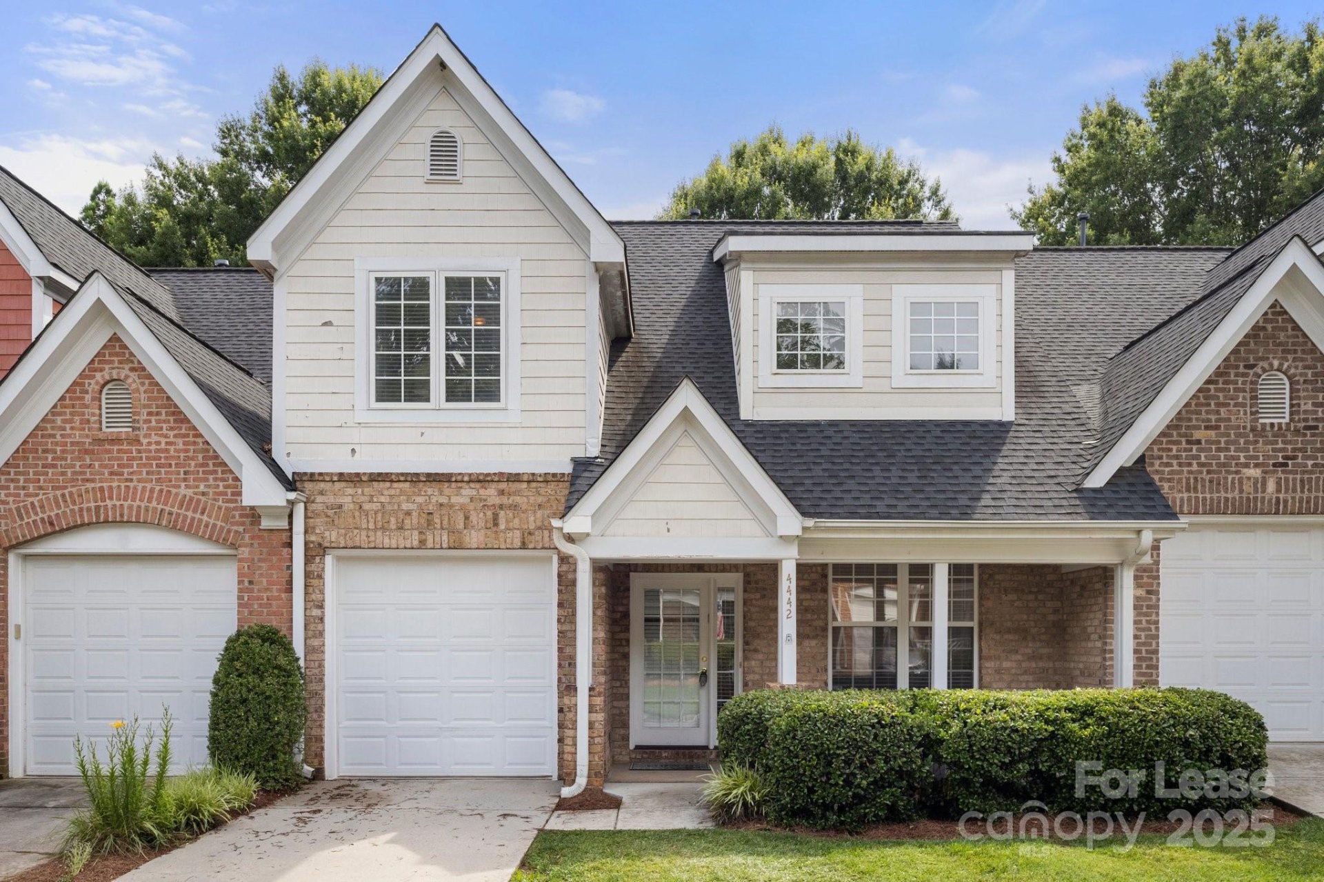 4442 Coventry Row Court