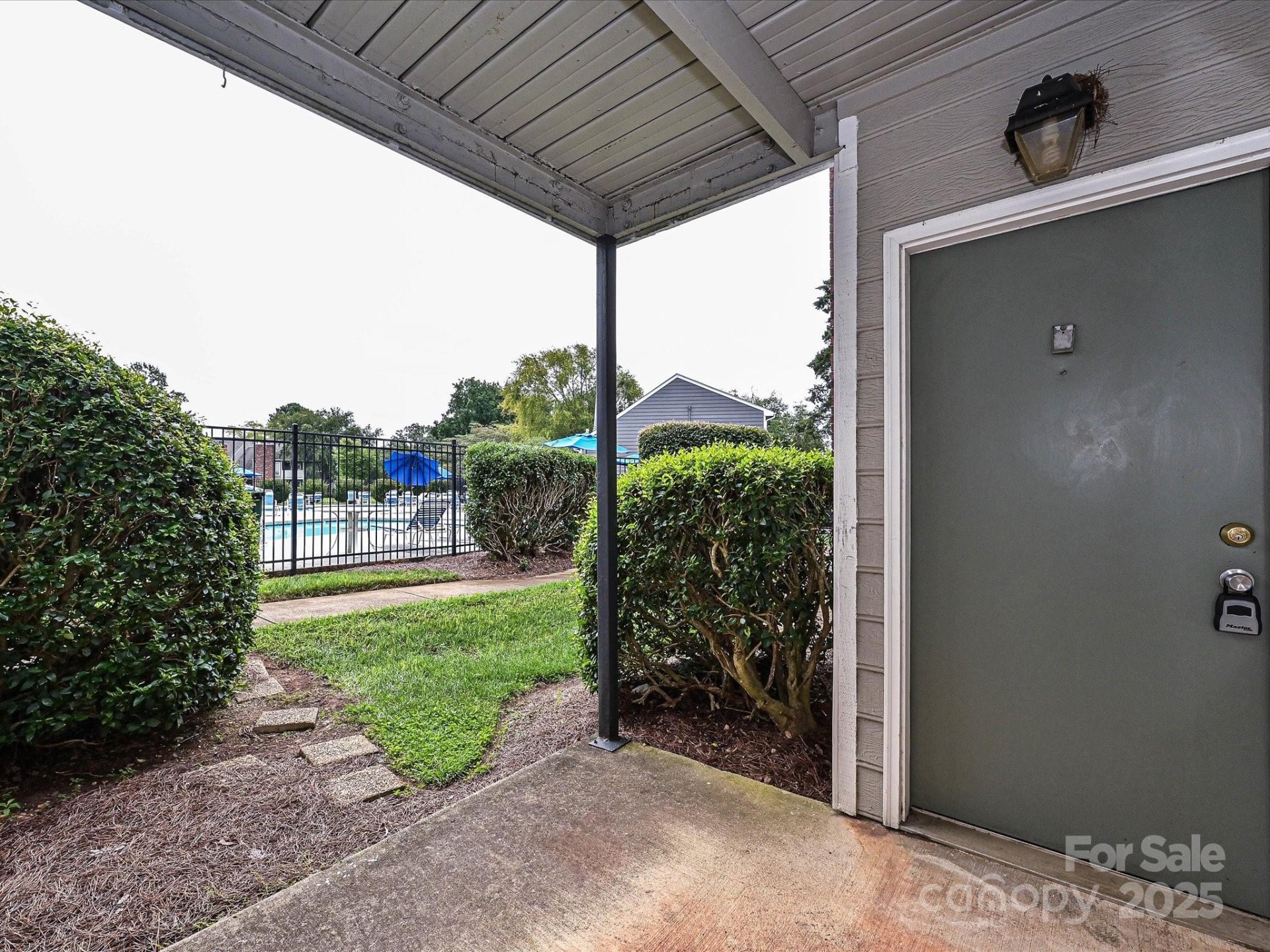 Property image 2 at 6148 Heath Ridge Court, Charlotte, NC 28210