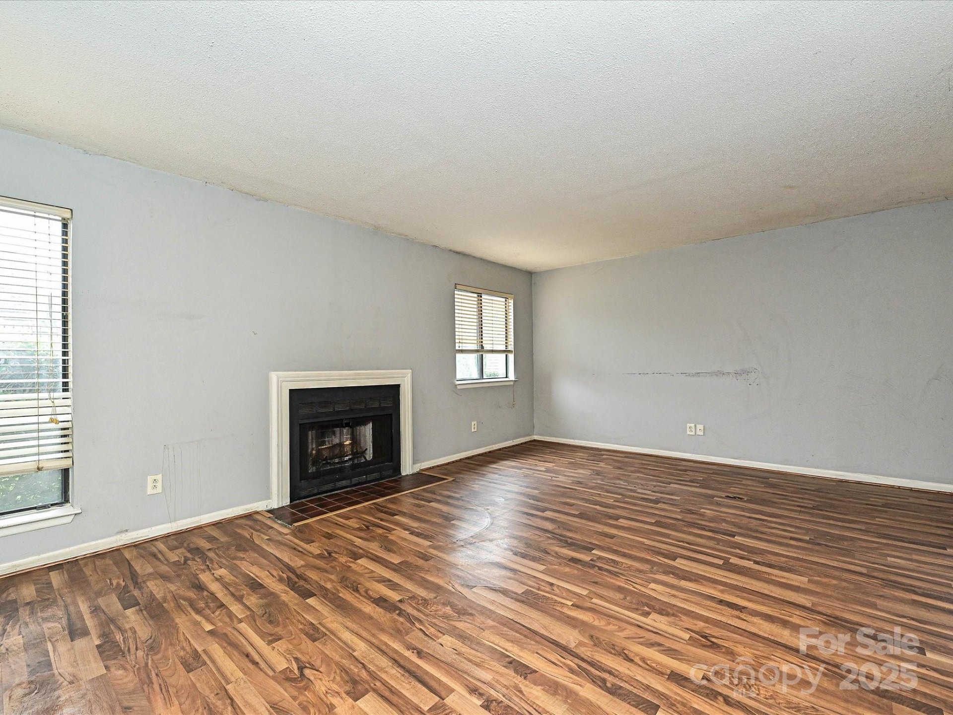 Property image 3 at 6148 Heath Ridge Court, Charlotte, NC 28210