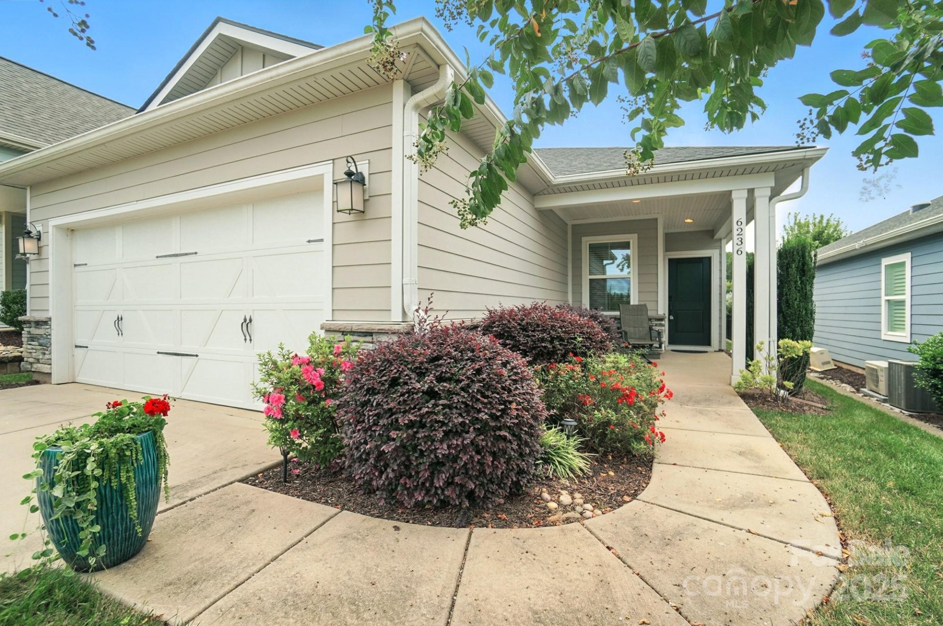 Property image 4 at 6236 Raven Rock Drive, Denver, NC 28037