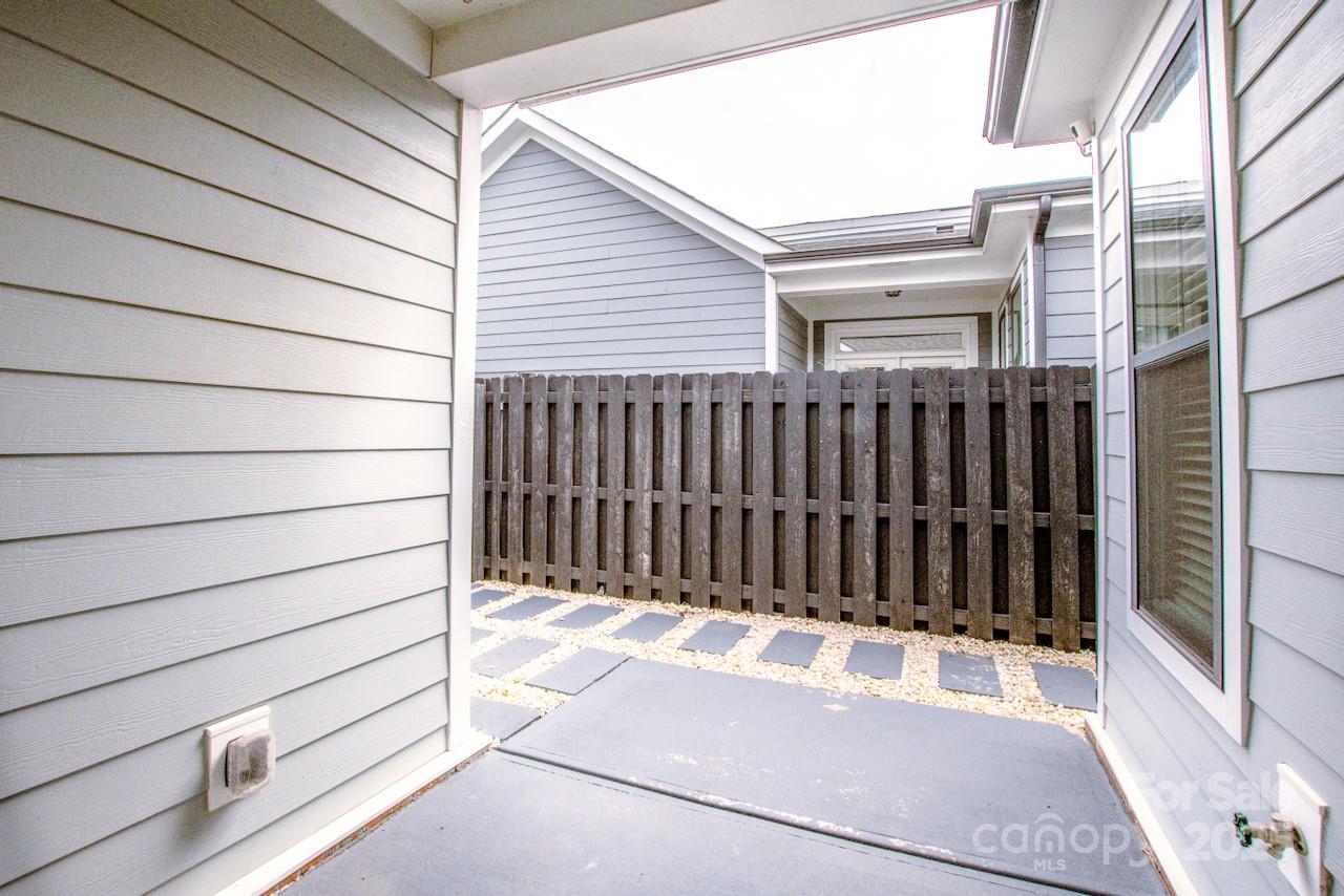 Property image 4 at 108 Certificate Street, Mooresville, NC 28117