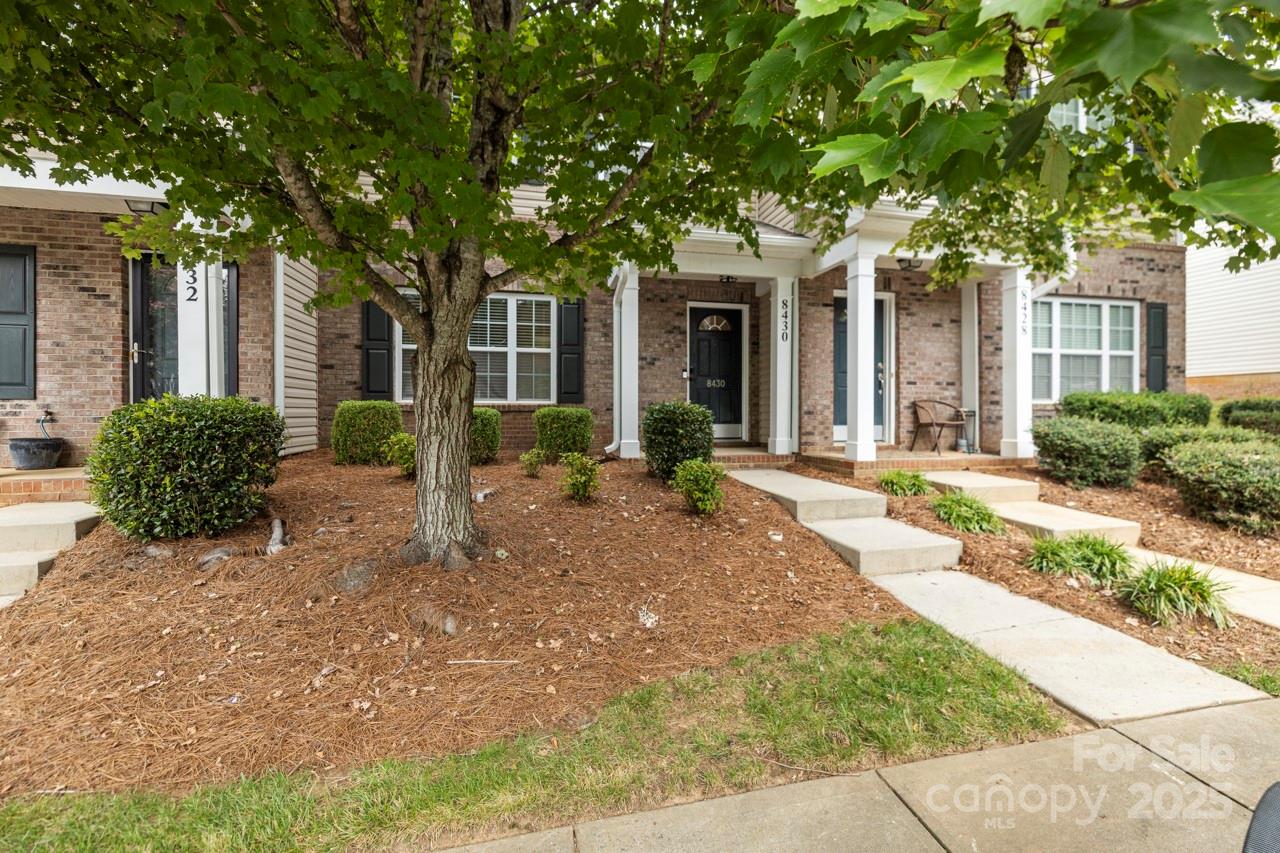 Property image 2 at 8430 Big Creek Court, Matthews, NC 28105