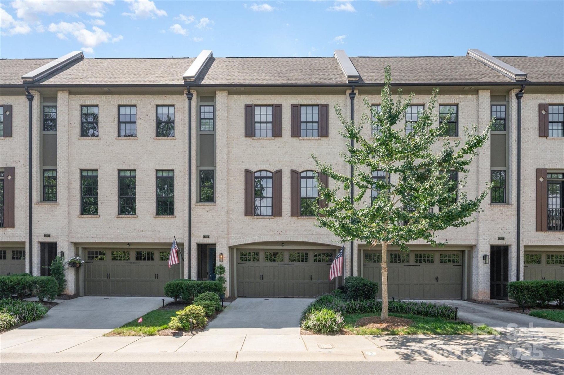 2934 Hillside Springs Drive