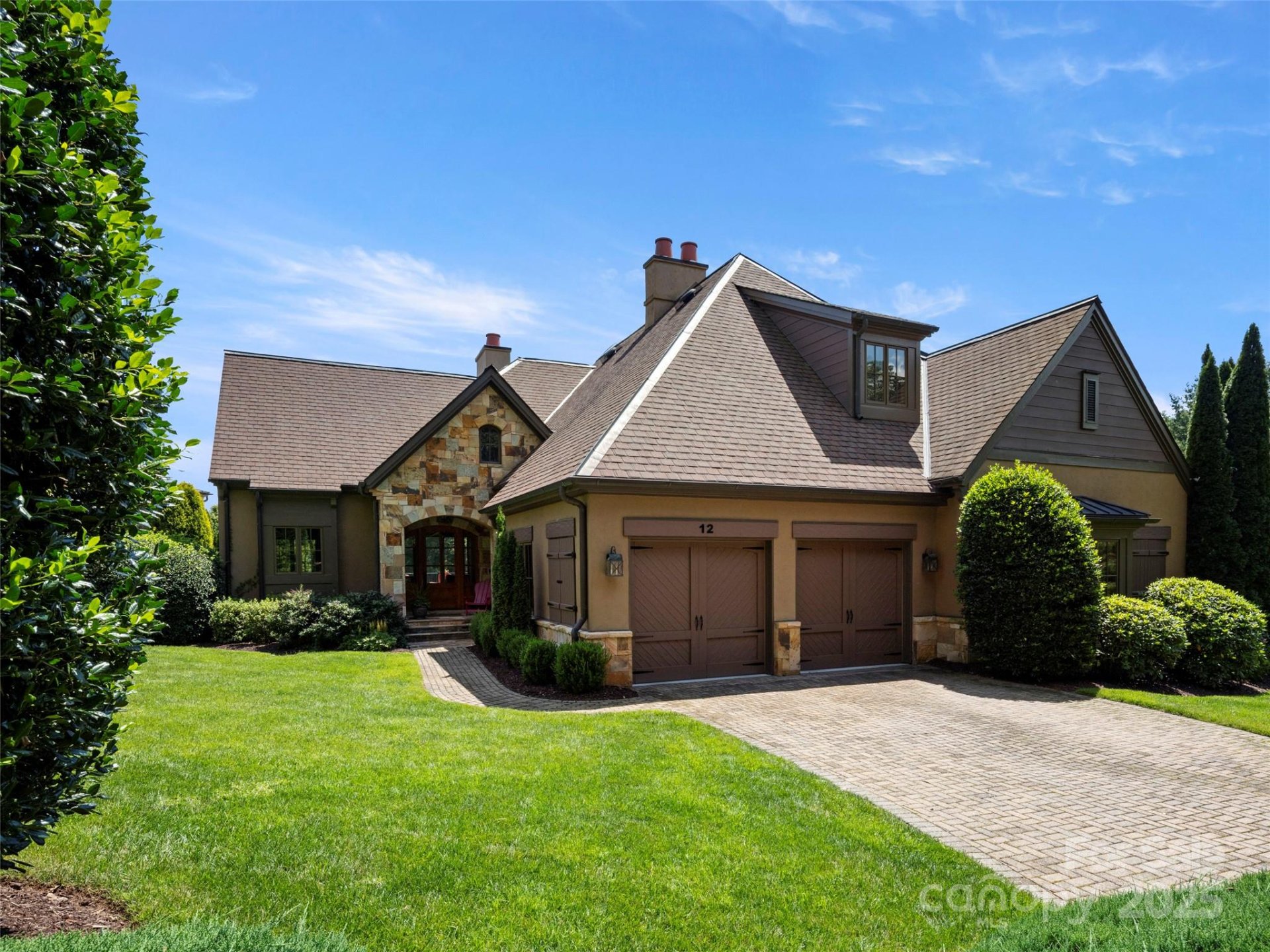 12 Windelsham Way
