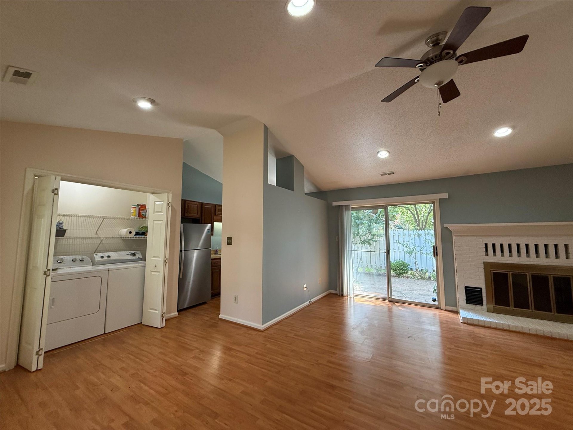 Property image 3 at 2734 Tiergarten Lane, Charlotte, NC 28210