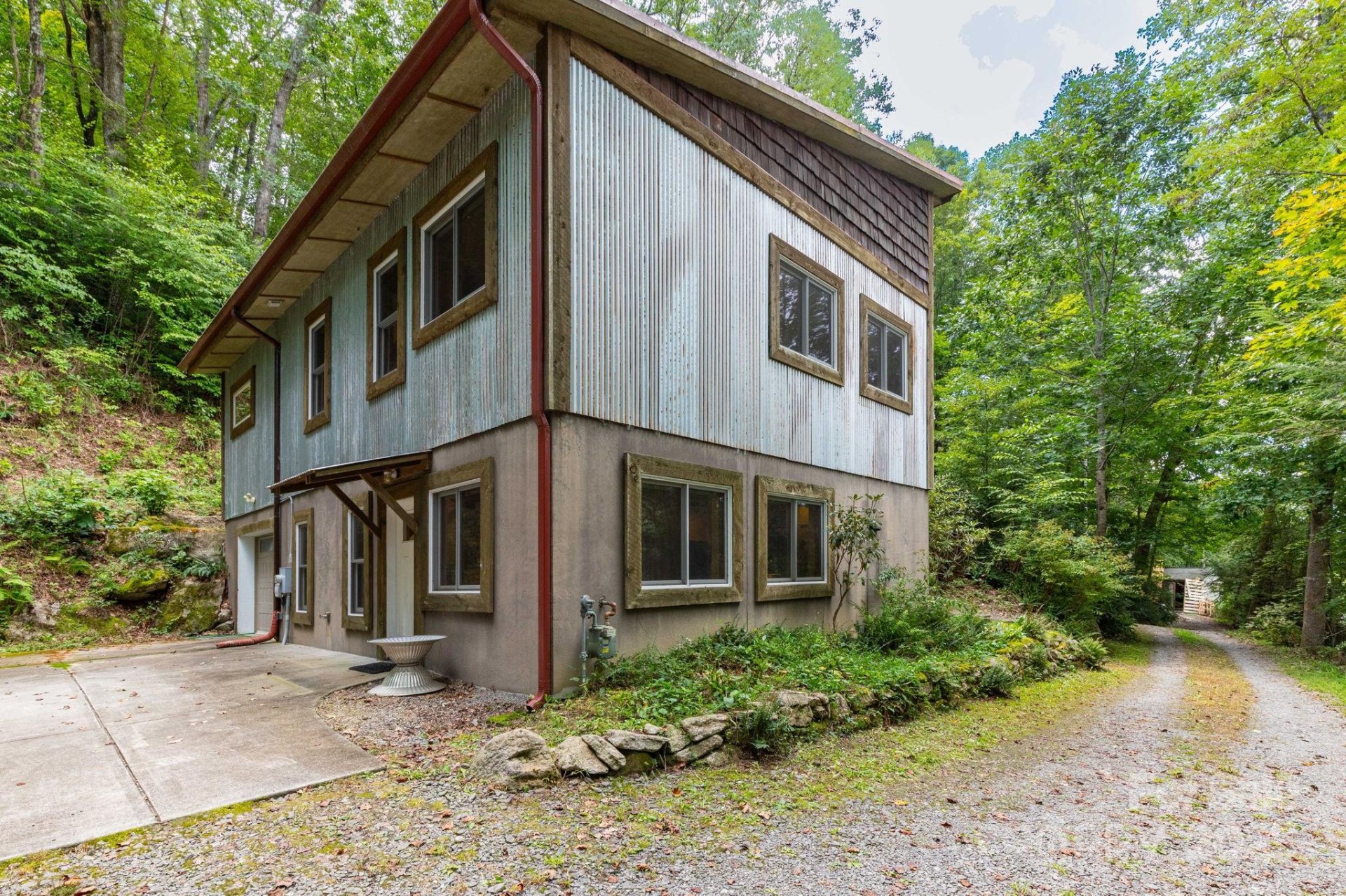 Property image 3 at 212 Yates Avenue, Black Mountain, NC 28711
