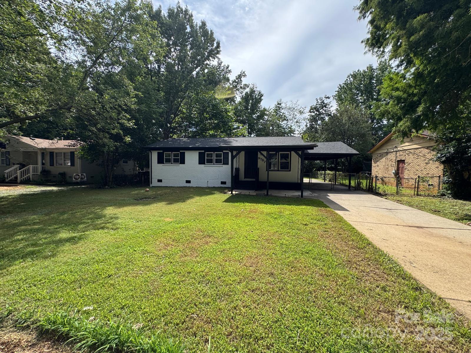 Property image 2 at 9737 Feldbank Drive, Charlotte, NC 28216