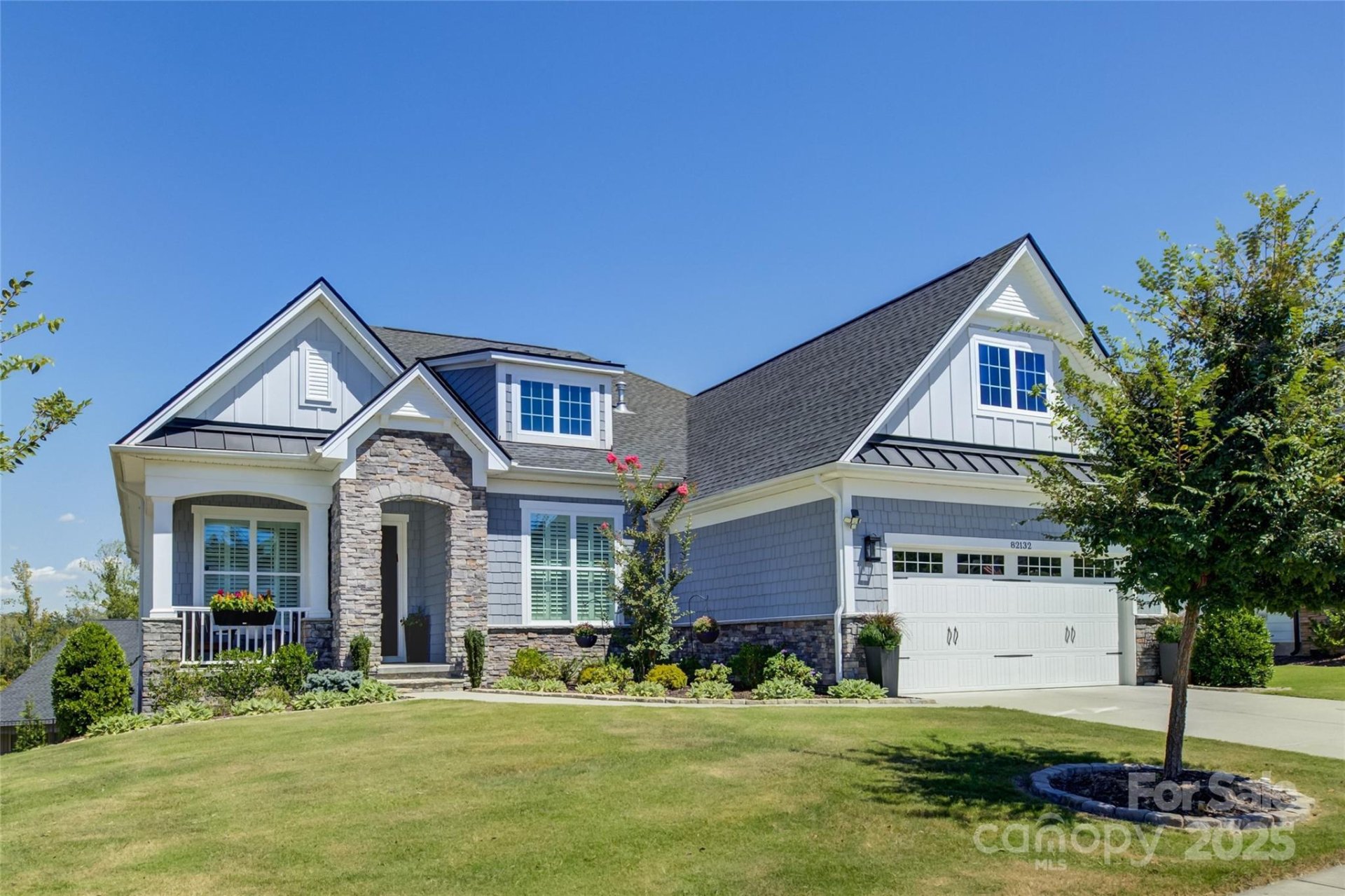 82132 Standing Oak Drive