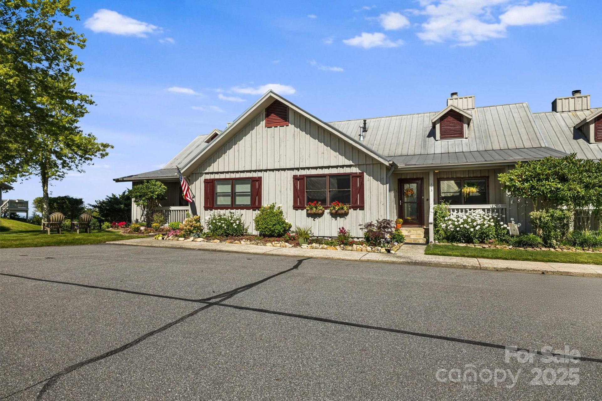 Property image 1 at 33 Eagles Nest Court, Mars Hill, NC 28754