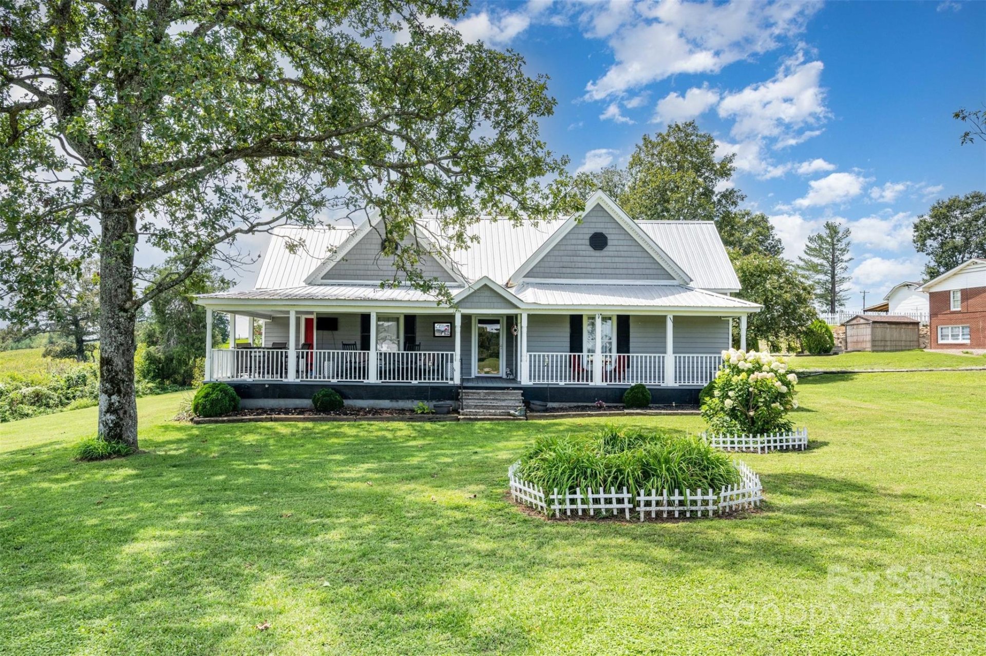 1002 Steel Bridge Road
