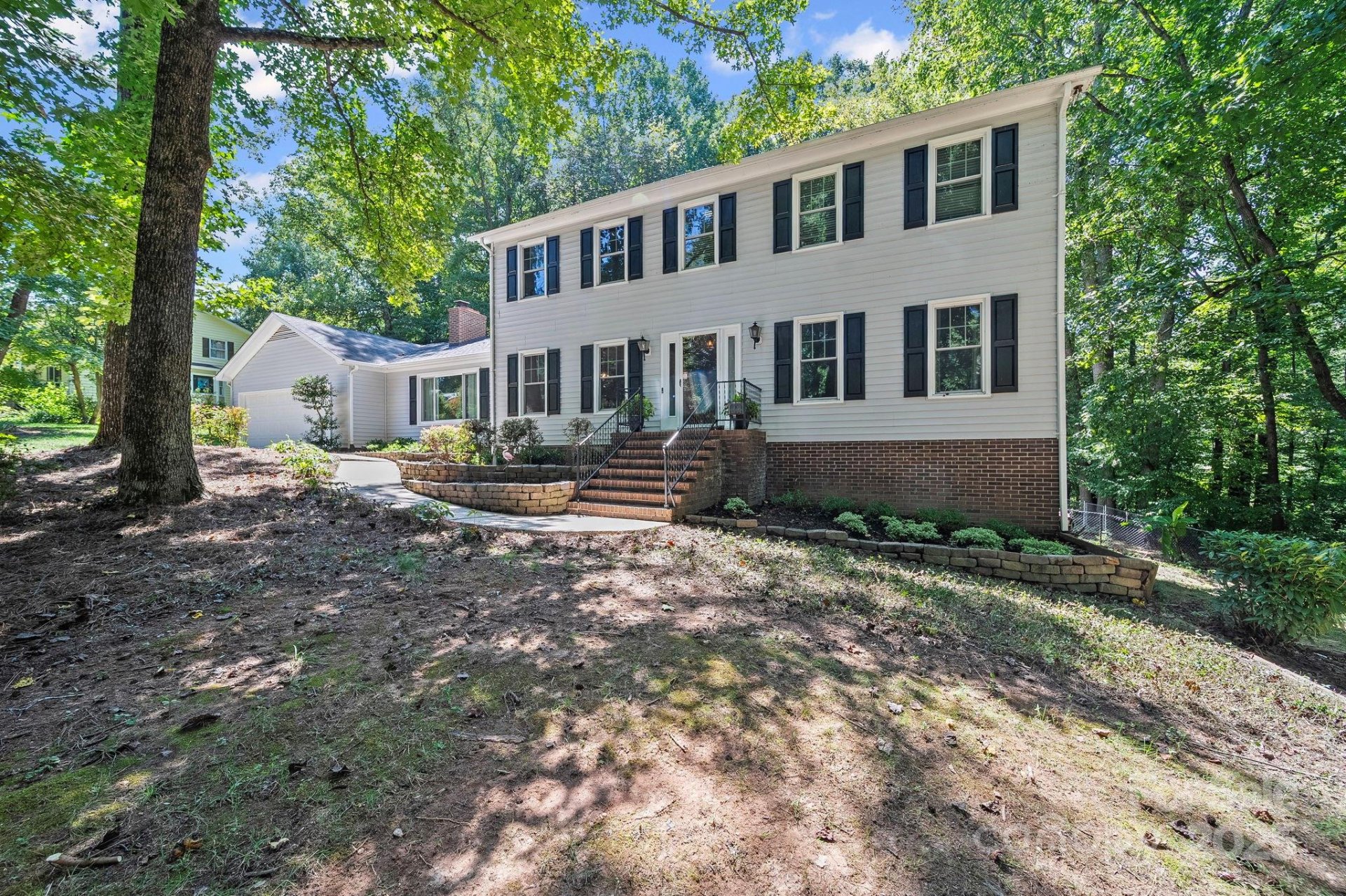 Property image 1 at 301 Woodbriar Trail, Gastonia, NC 28056