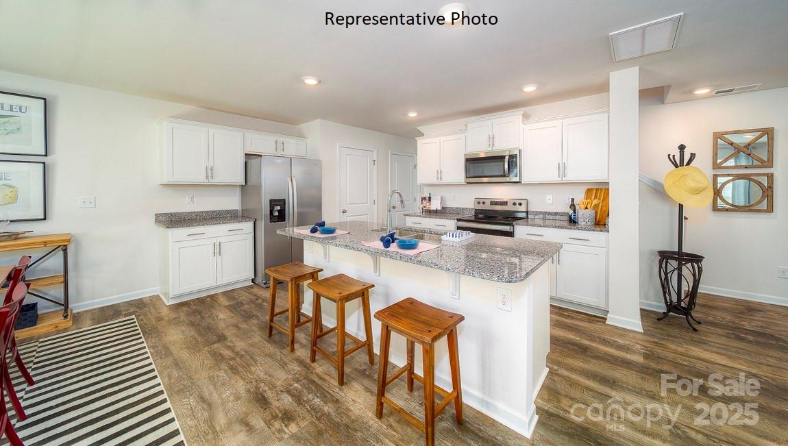 Property image 3 at 1361 37th Avenue Lane, Hickory, NC 28601