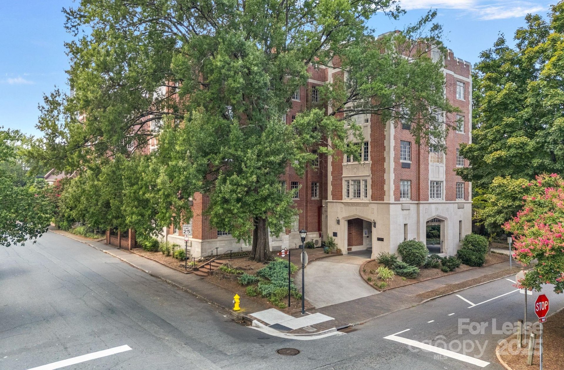 The Poplar, Charlotte Community