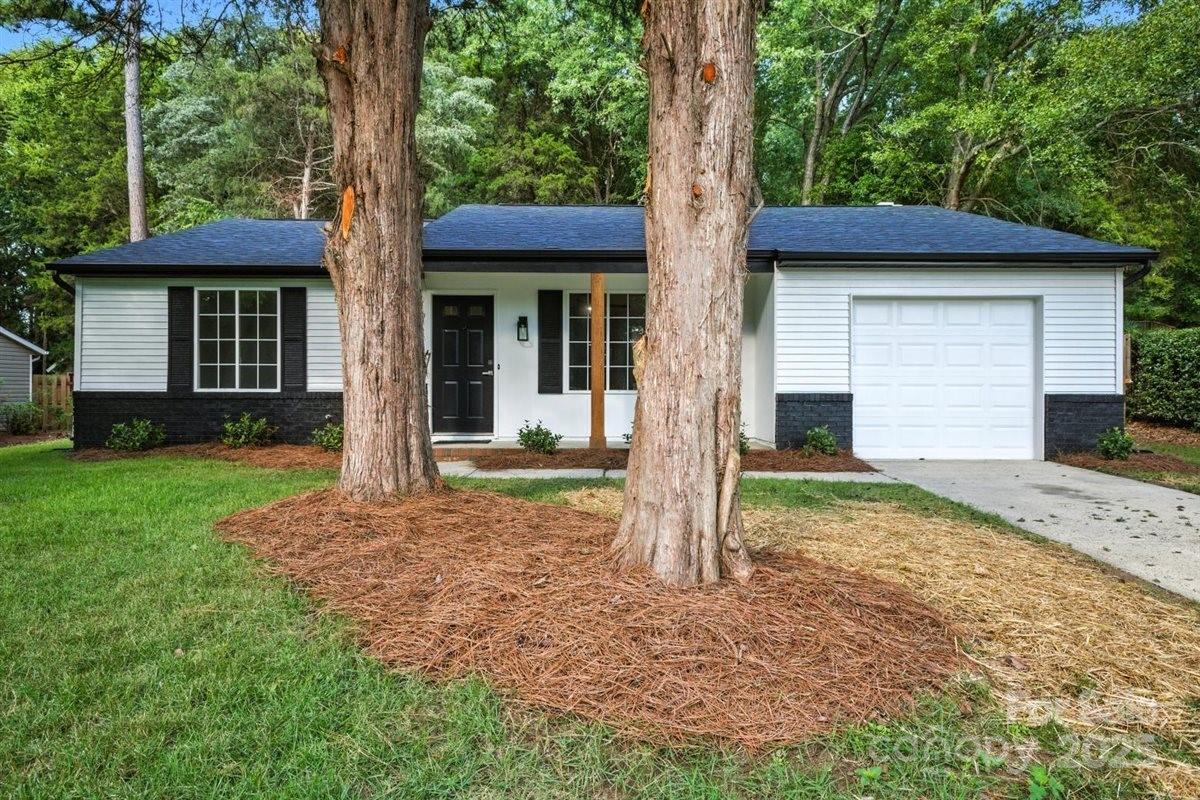 Property image 1 at 7349 Brigmore Drive, Charlotte, NC 28226