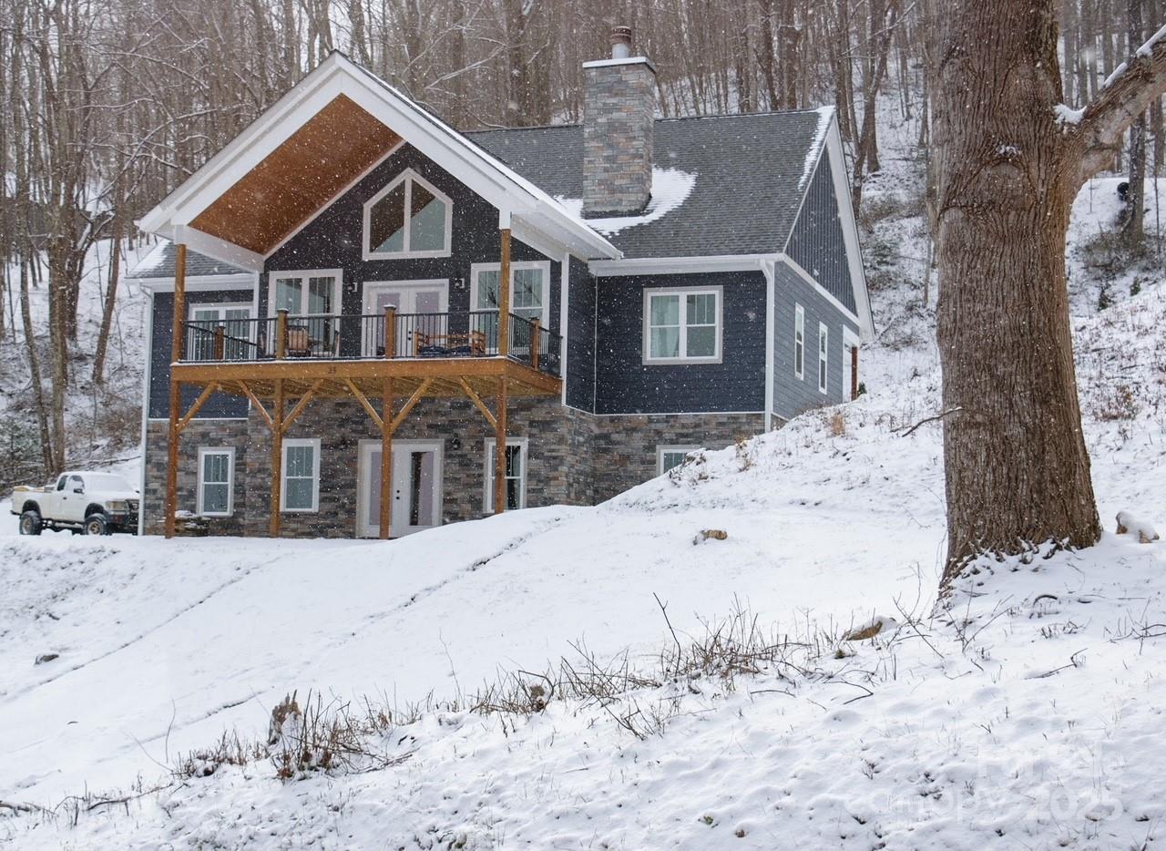 Property image 1 at 25 Eagle Fork Drive, Waynesville, NC 28786