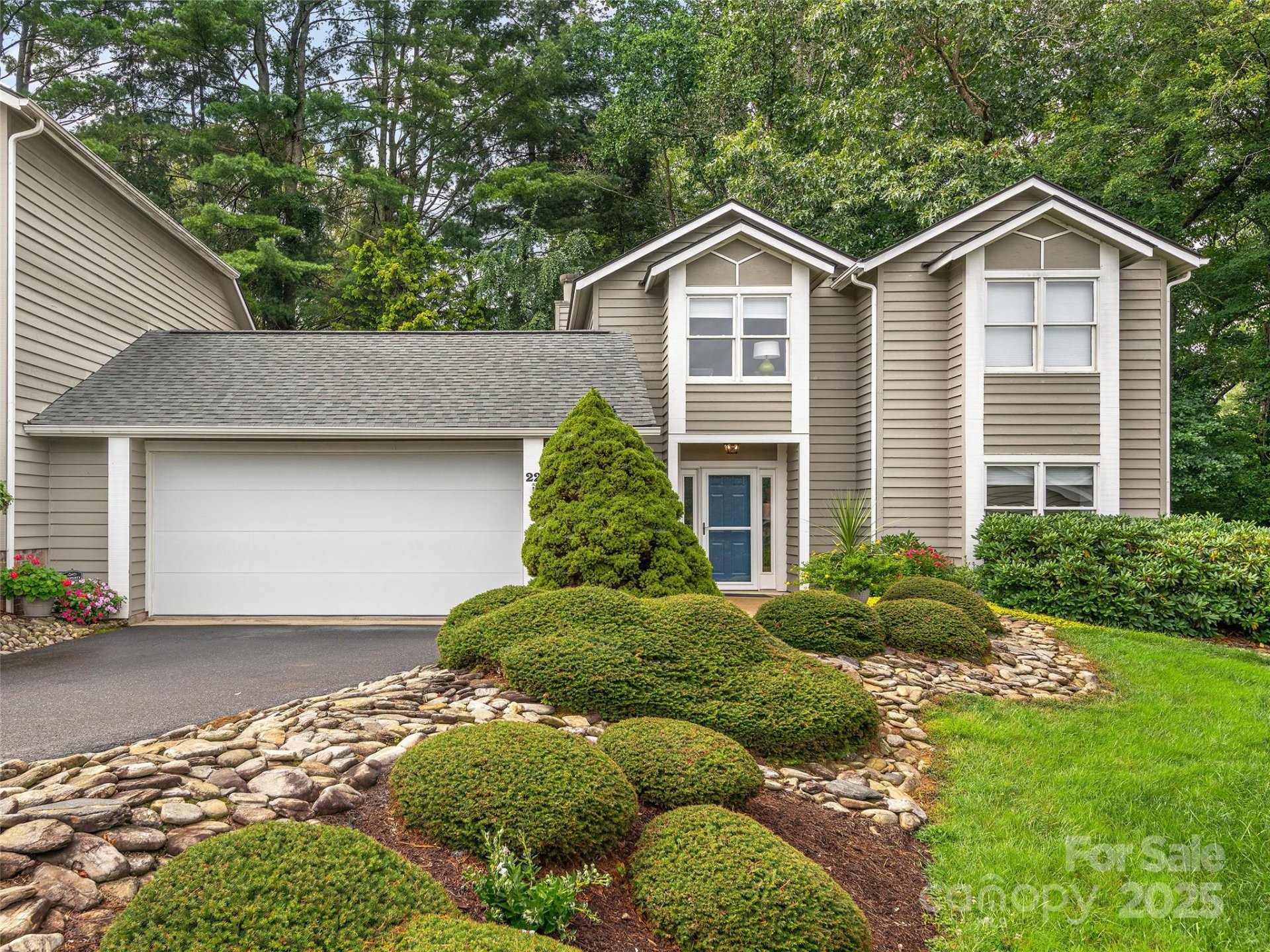 22 Cedarcliff Circle