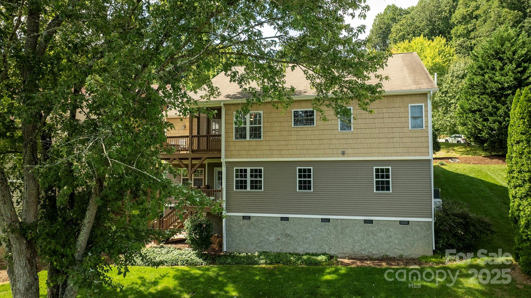 Property image 4 at 124 Old Pasture Way, Hendersonville, NC 28739