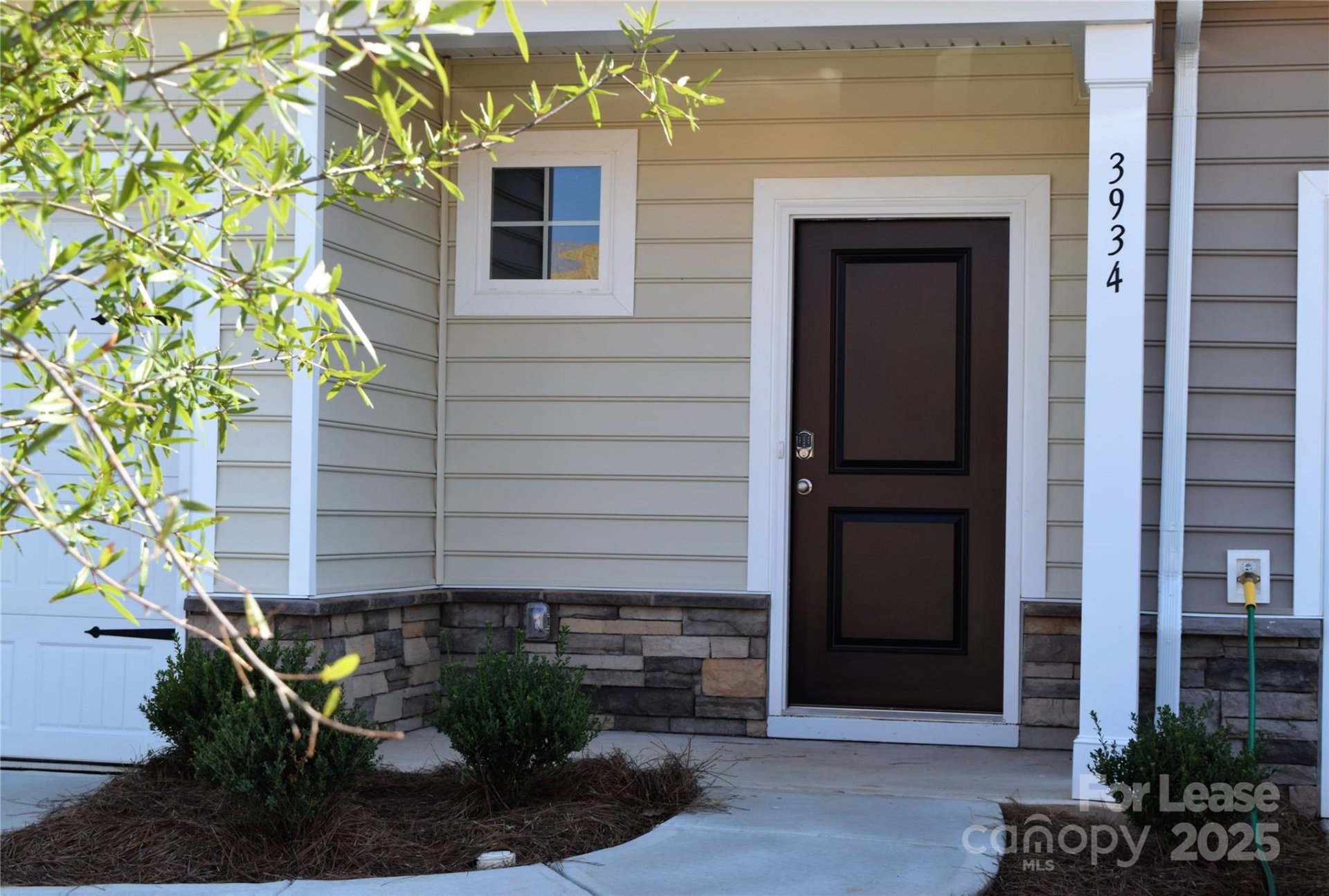 Property image 4 at 3934 Townes Boulevard, Sherrills Ford, NC 29682