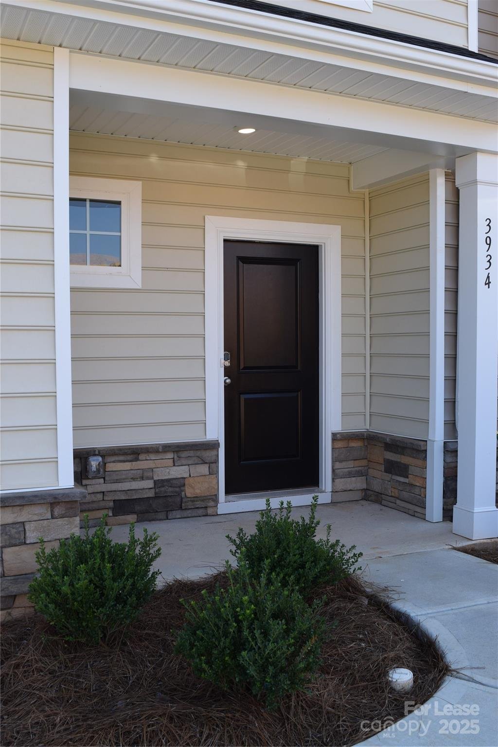 Property image 5 at 3934 Townes Boulevard, Sherrills Ford, NC 29682
