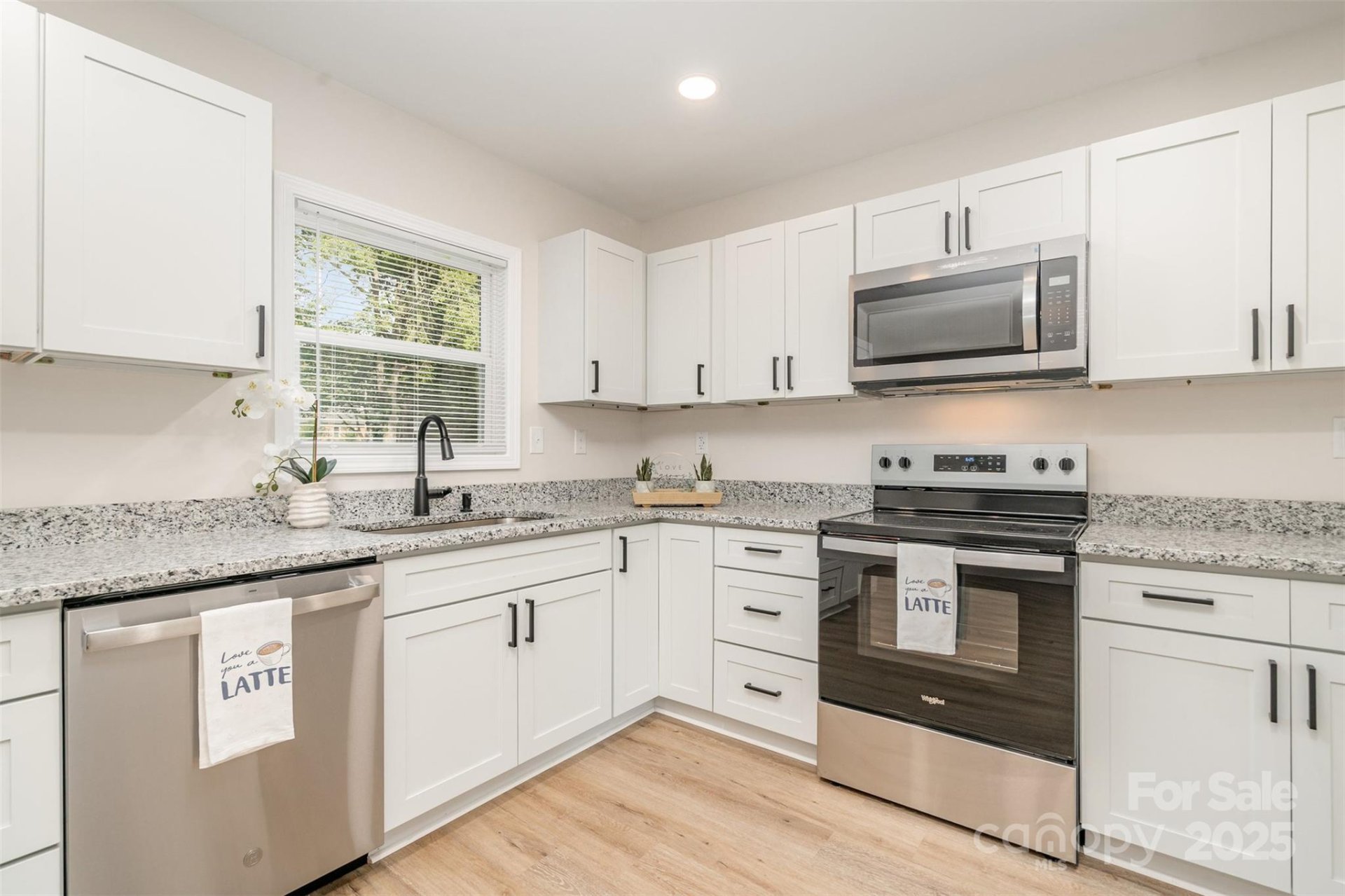 Property image 5 at 5813 Allenstown Drive, Charlotte, NC 28215