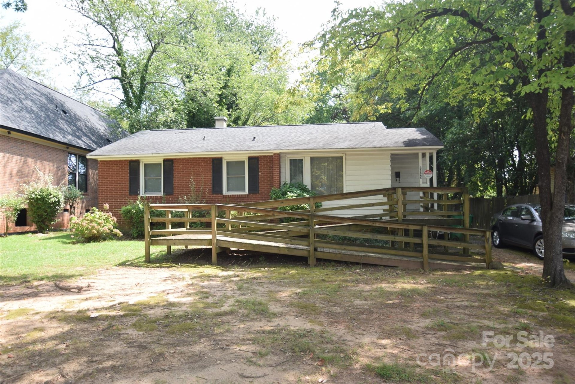 Property image 1 at 4645 Connecting Road, Charlotte, NC 28209