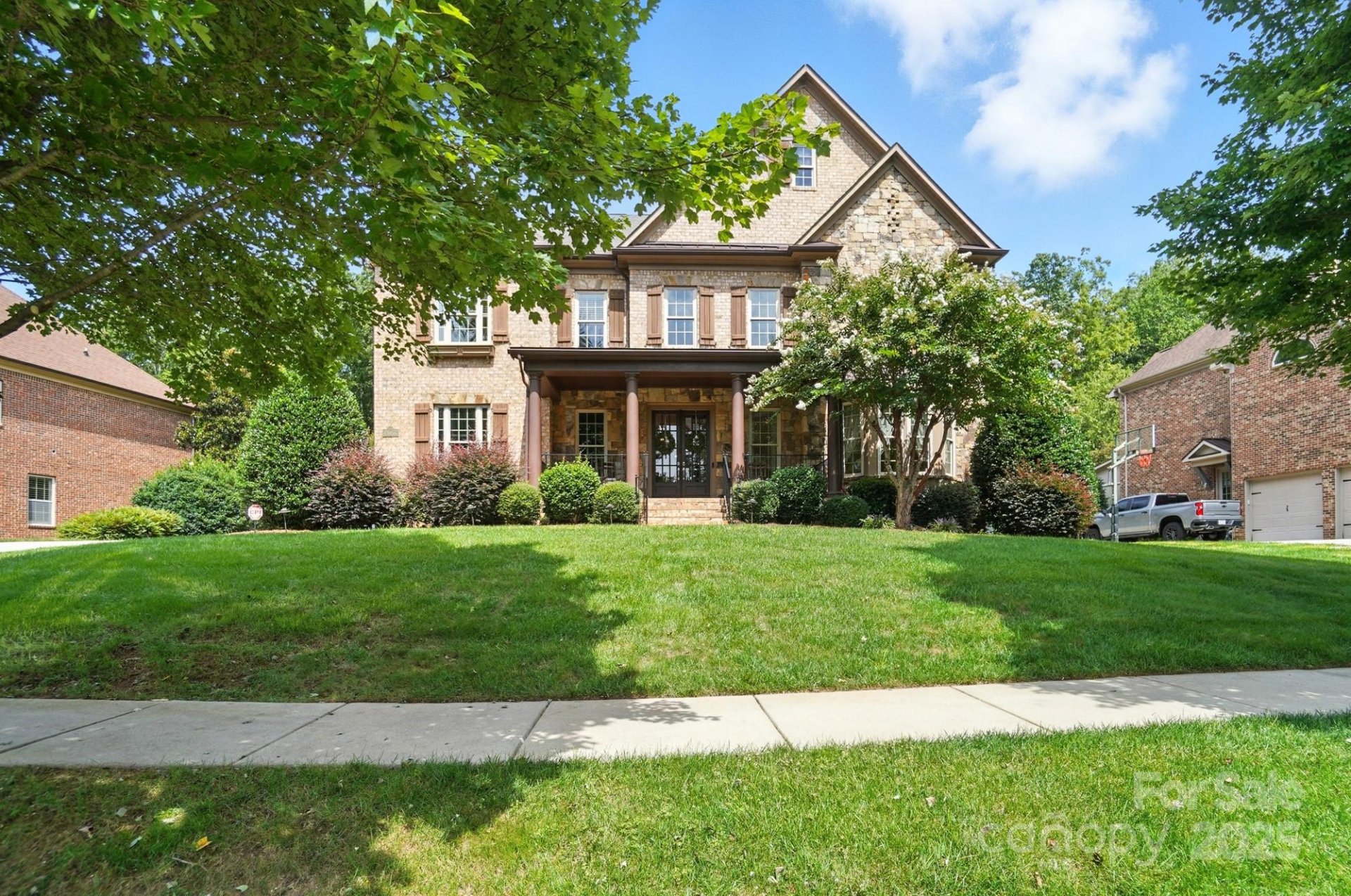 13056 Long Common Parkway