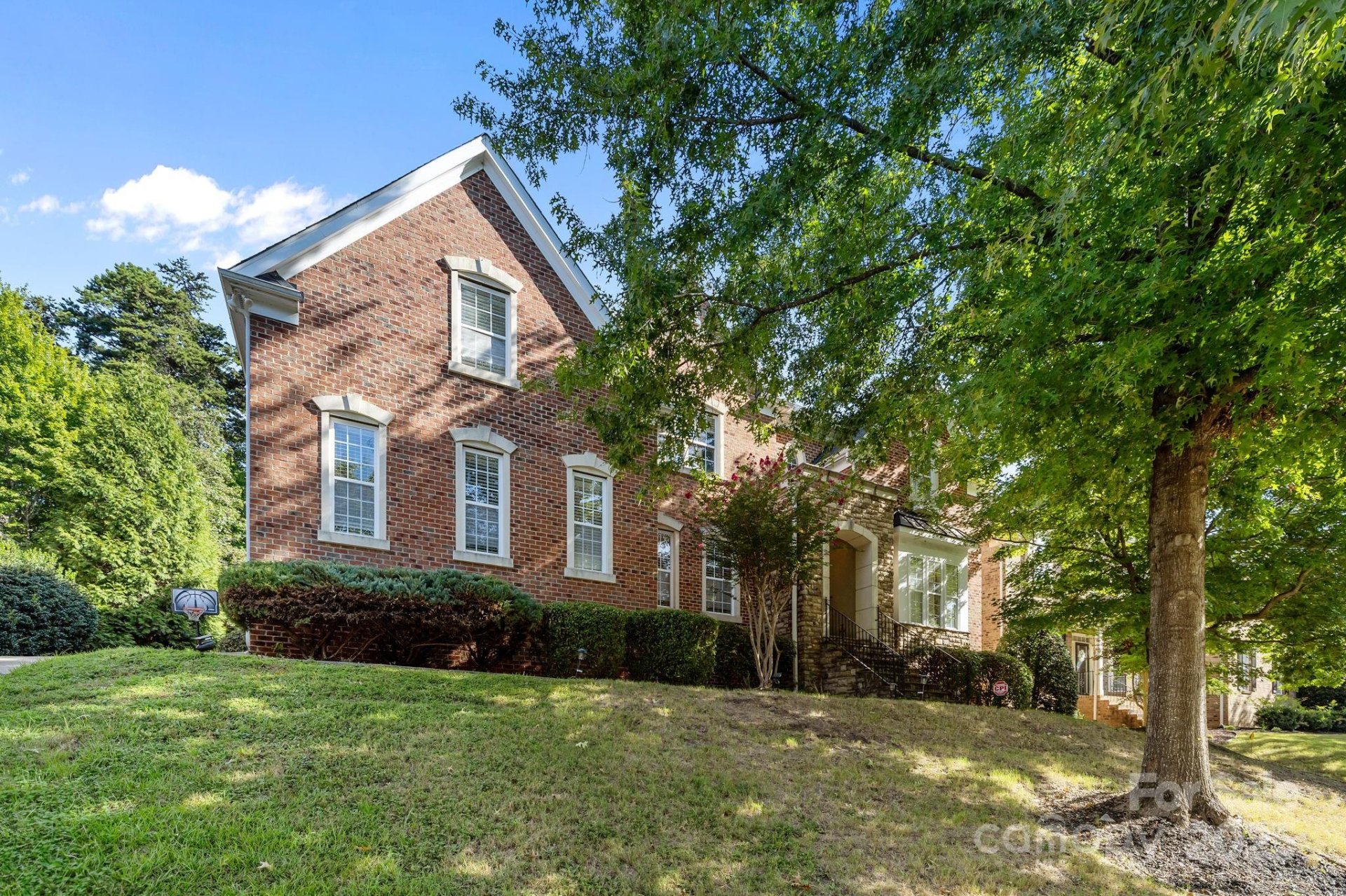 Property at 13721 Glen Abbey Drive, Charlotte, NC 28278