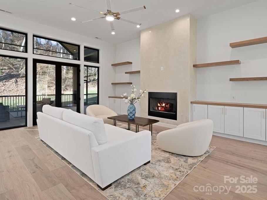 Property image 3 at 407 Melnick Terrace, Asheville, NC 28803
